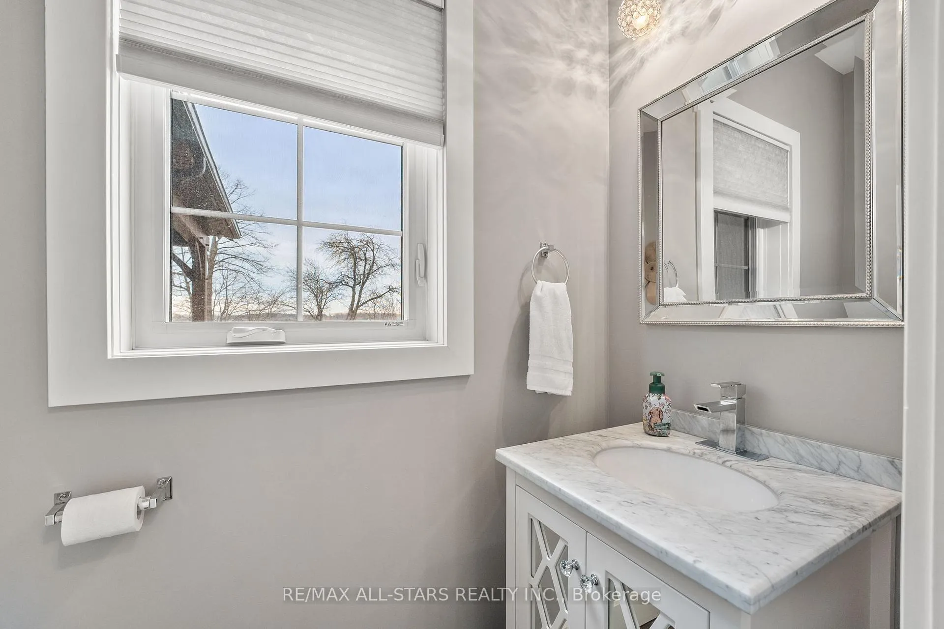 Photo 13 of 247 Ravencrest Road, Georgina, Belhaven — HOMEH