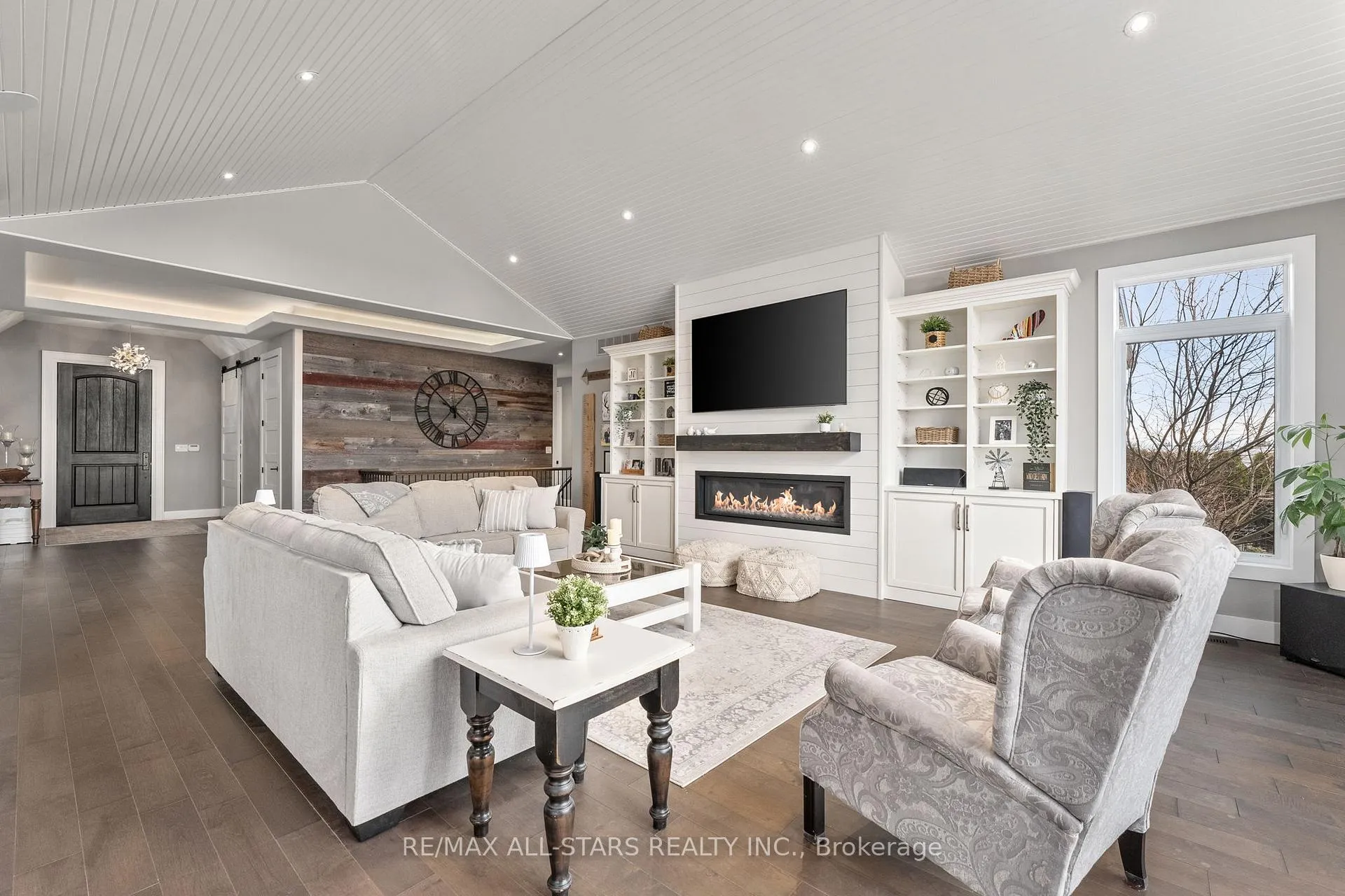 Photo 15 of 247 Ravencrest Road, Georgina, Belhaven — HOMEH