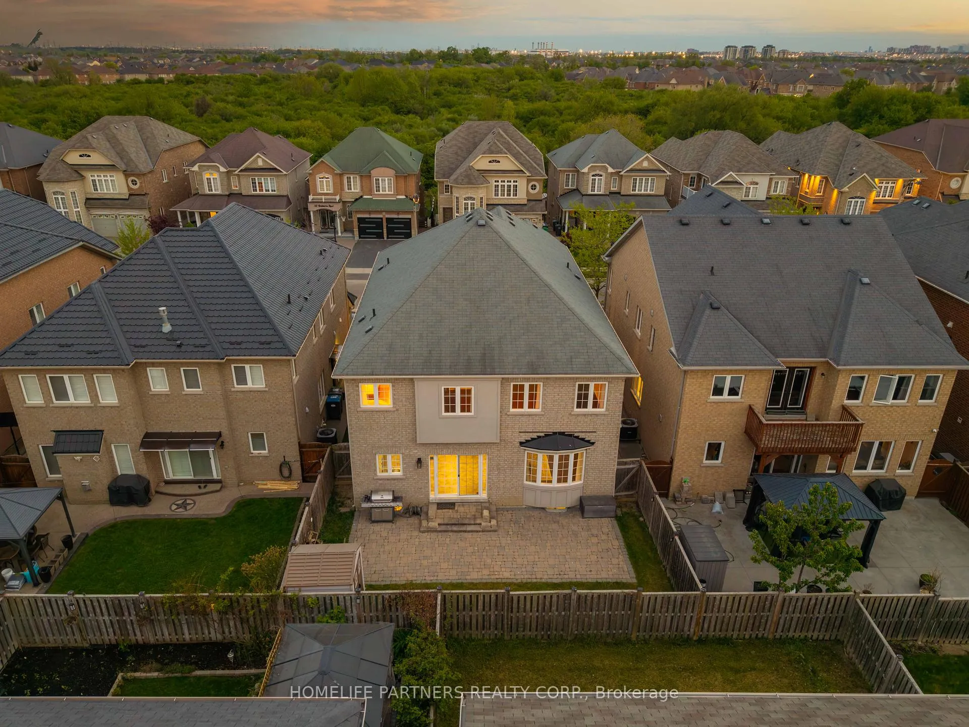 Photo 38 of 15 Oakhaven Road, Brampton, Bram East — HOMEH