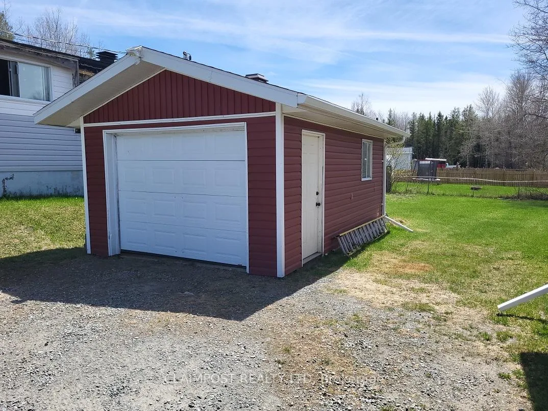 Photo 14 of 2 Notre Dame Place, Timmins, MTJ - Mountjoy Rural — HOMEH