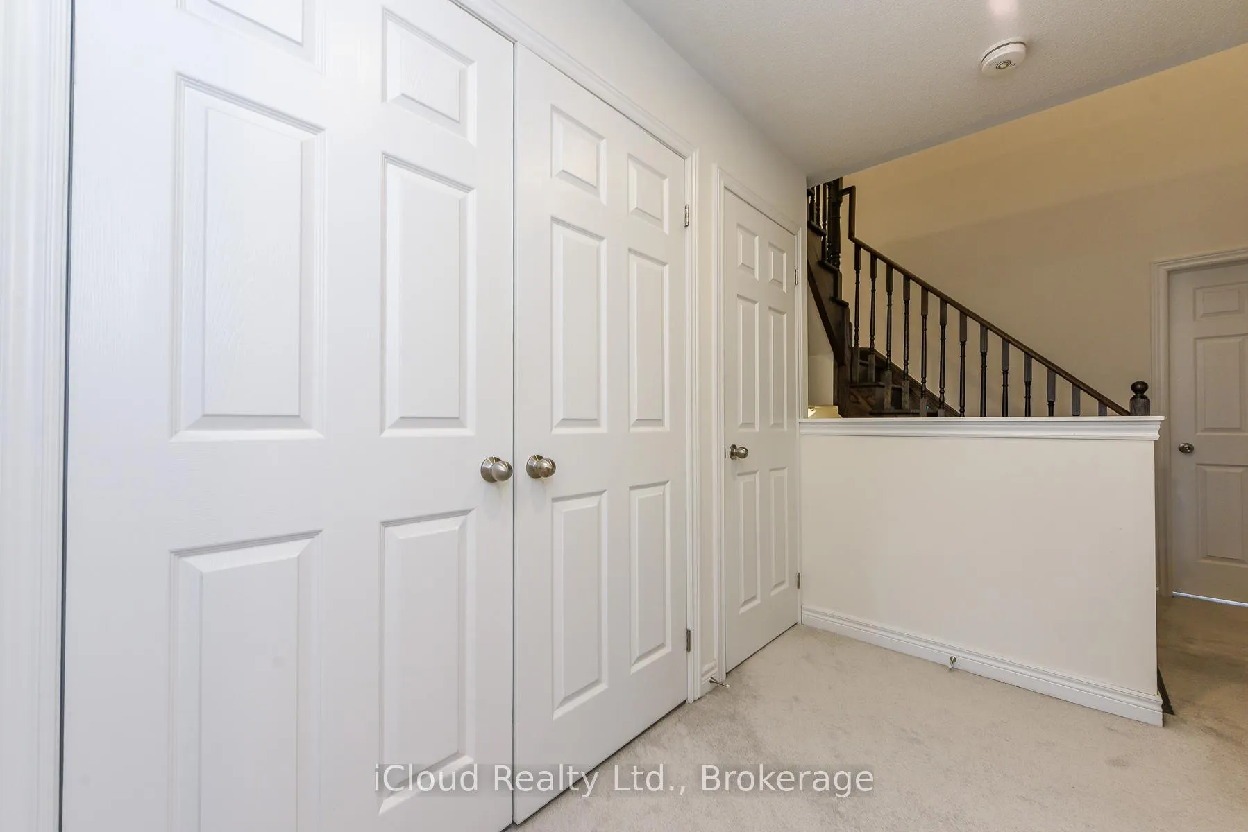 Photo 19 of 3958 Leonardo Street, Burlington, Alton — HOMEH