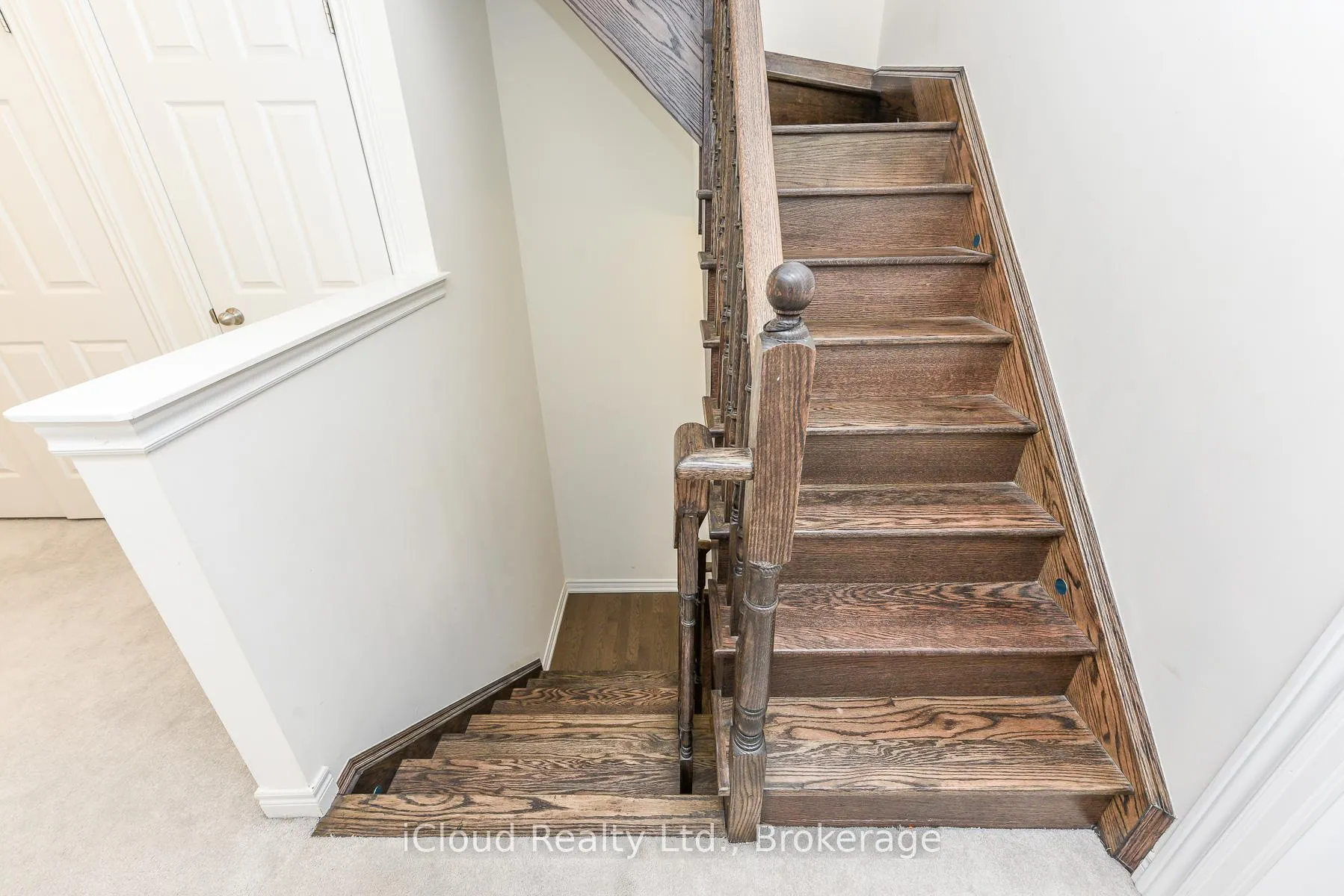 Photo 20 of 3958 Leonardo Street, Burlington, Alton — HOMEH