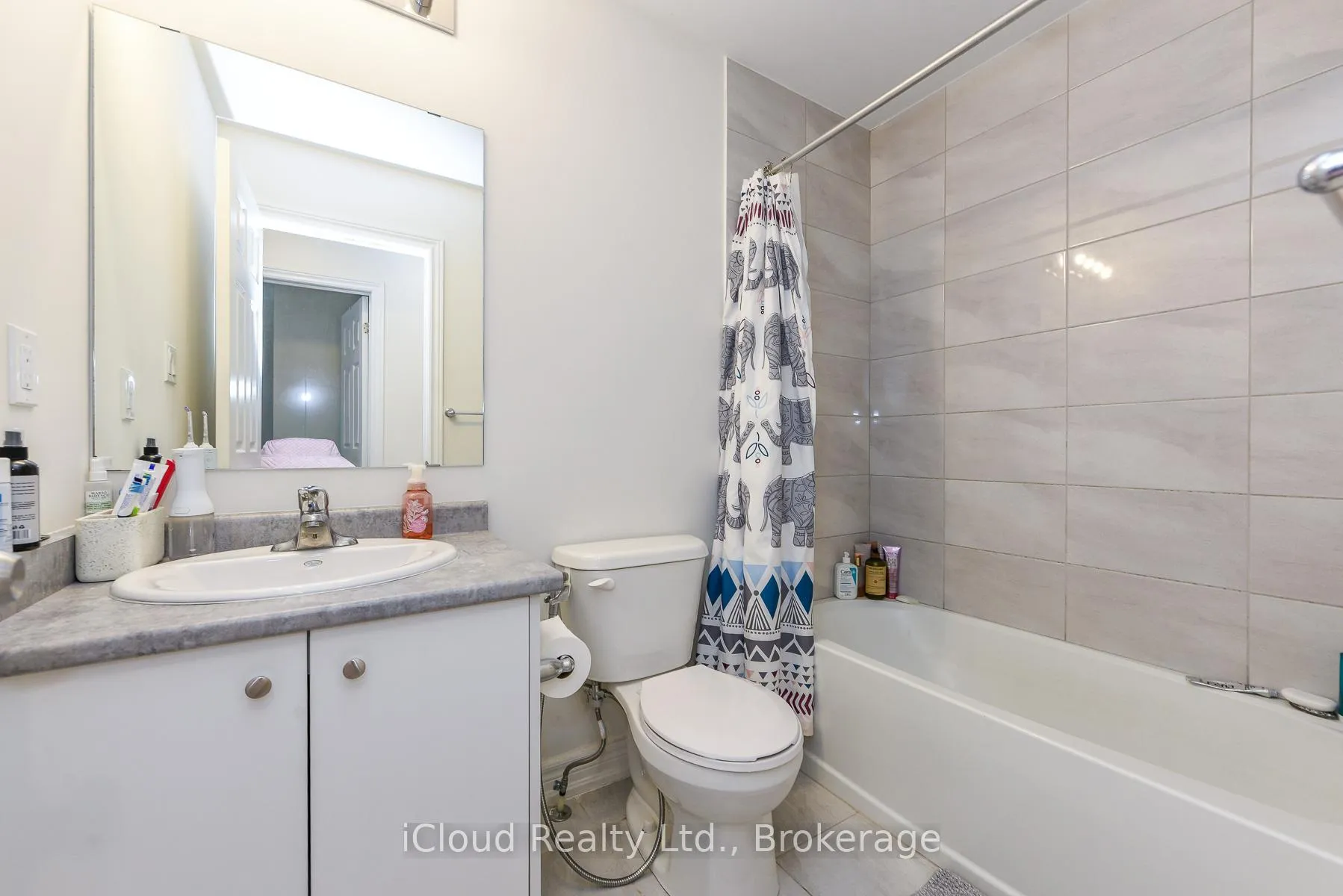 Photo 28 of 3958 Leonardo Street, Burlington, Alton — HOMEH