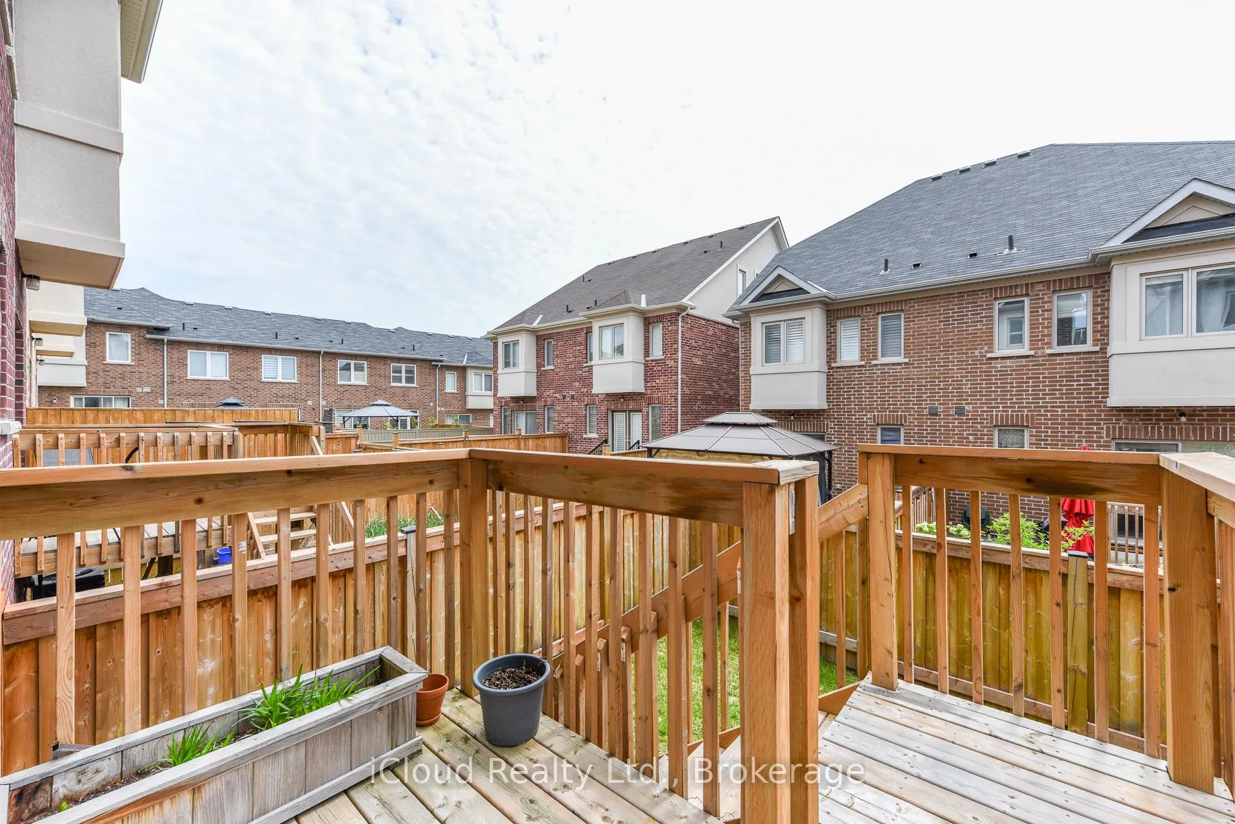 Photo 40 of 3958 Leonardo Street, Burlington, Alton — HOMEH