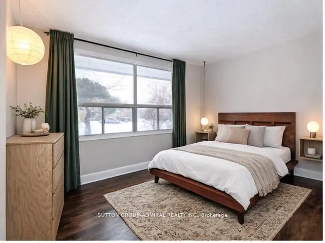 Photo 15 of 58 Harlow Crescent, Etobicoke, Thistletown-Beaumonde Heights — HOMEH