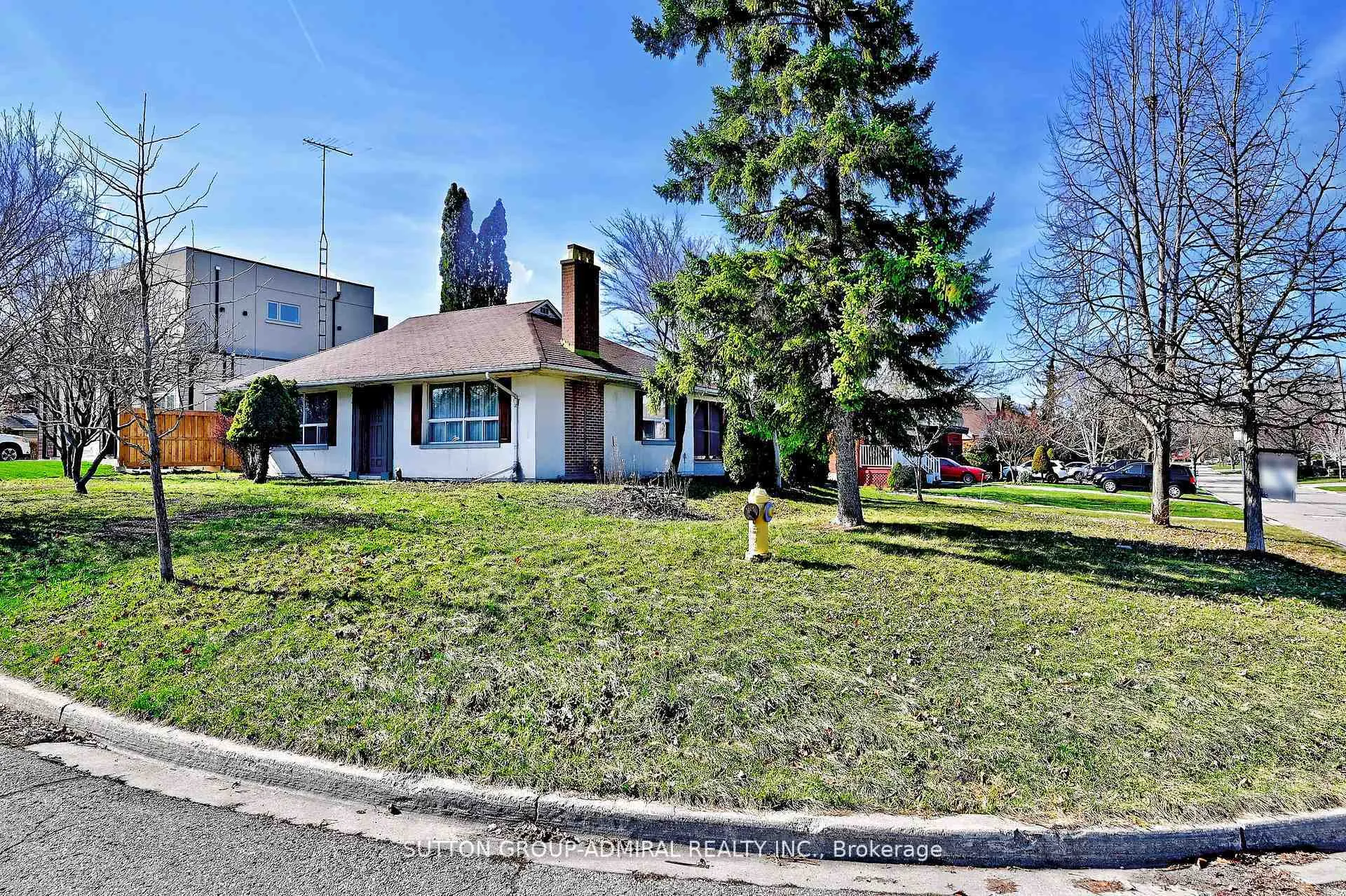 Photo 22 of 58 Harlow Crescent, Etobicoke, Thistletown-Beaumonde Heights — HOMEH