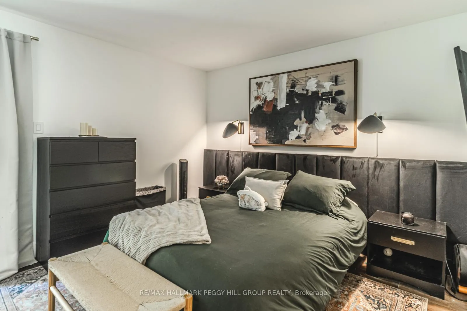 Photo 7 of 547 Oxbow Crescent, Collingwood — HOMEH