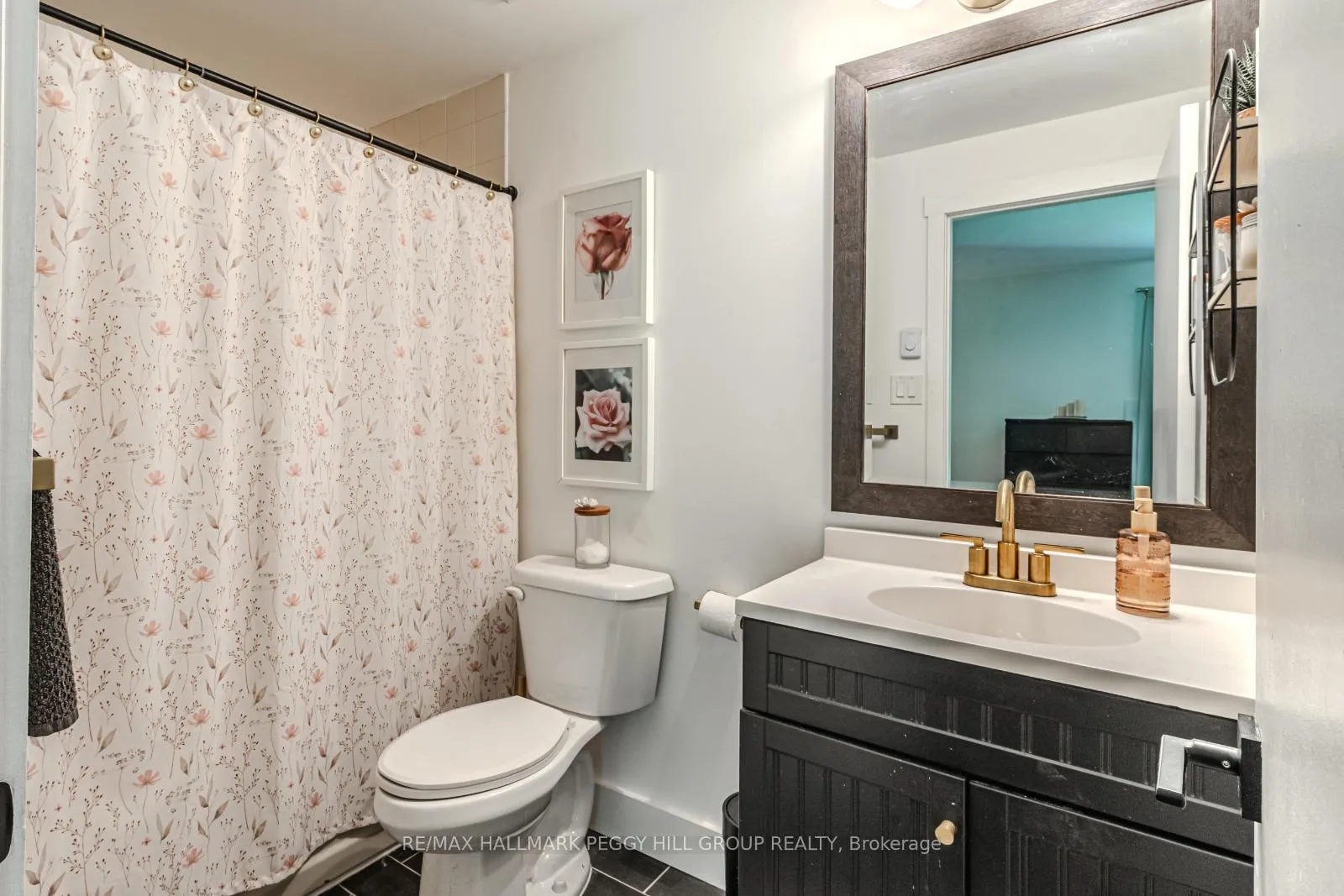 Photo 8 of 547 Oxbow Crescent, Collingwood — HOMEH