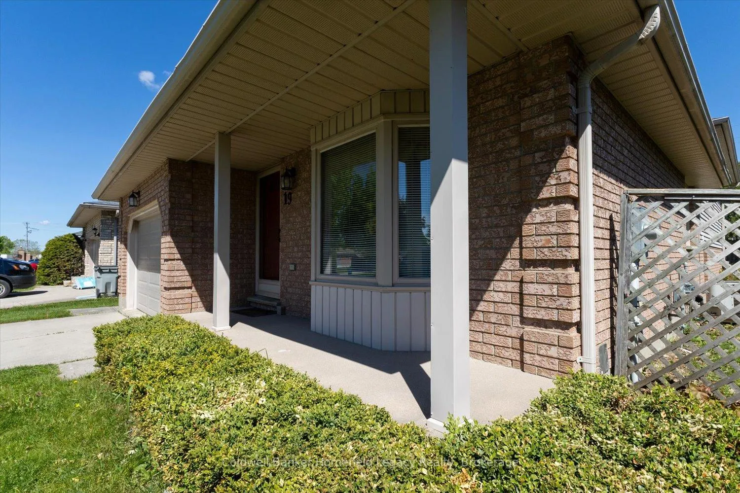 Photo 3 of 19 Meadowridge Drive, St. Marys — HOMEH