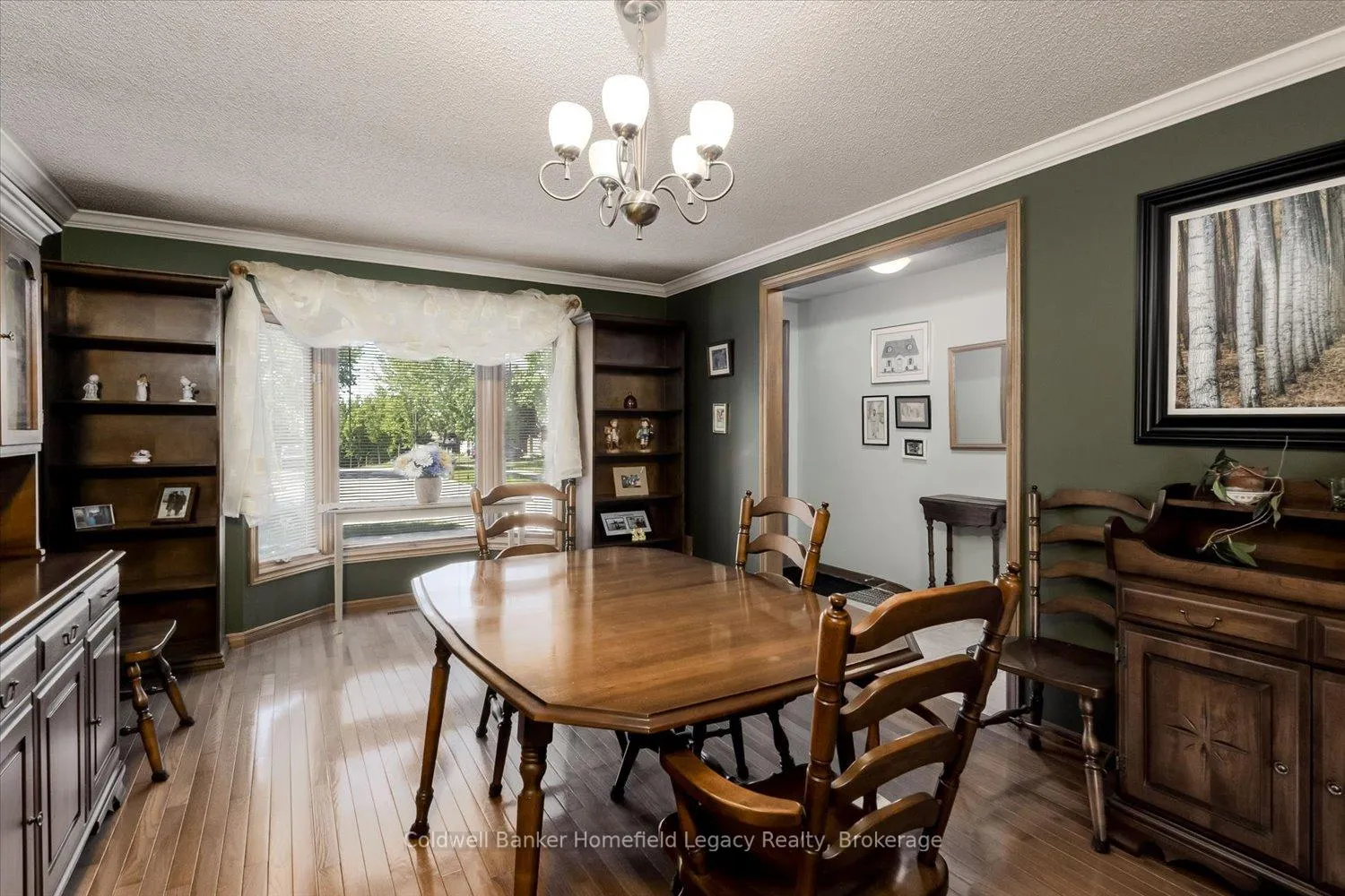 Photo 14 of 19 Meadowridge Drive, St. Marys — HOMEH