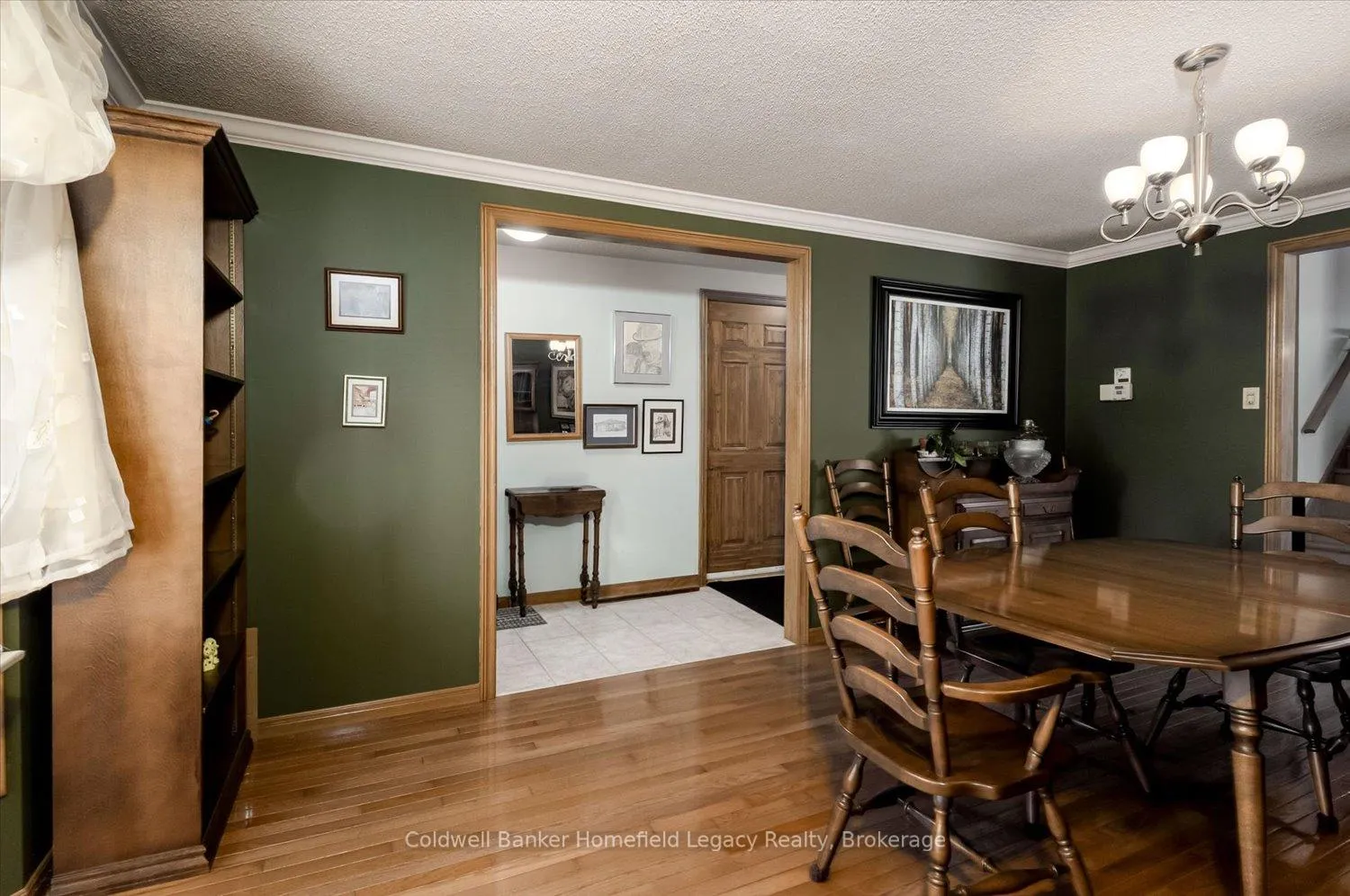 Photo 15 of 19 Meadowridge Drive, St. Marys — HOMEH