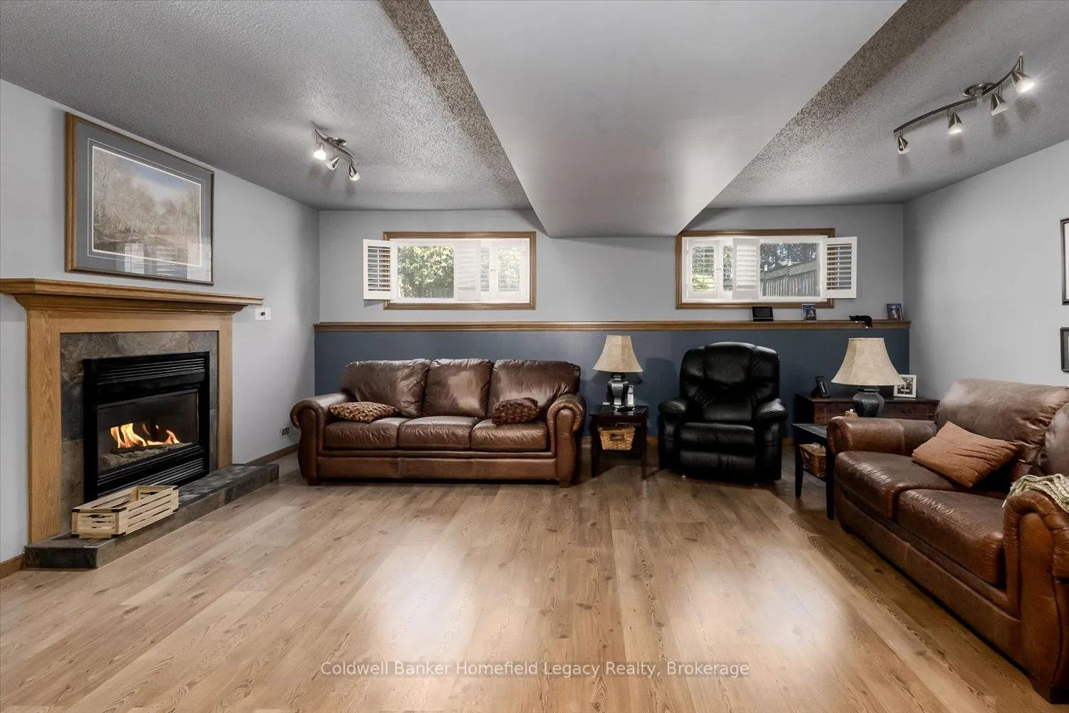Photo 17 of 19 Meadowridge Drive, St. Marys — HOMEH