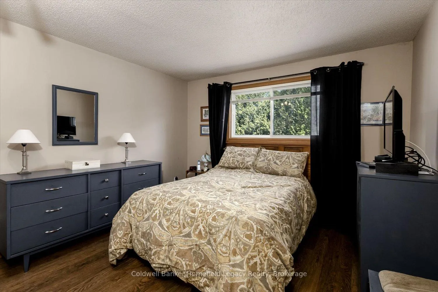Photo 21 of 19 Meadowridge Drive, St. Marys — HOMEH