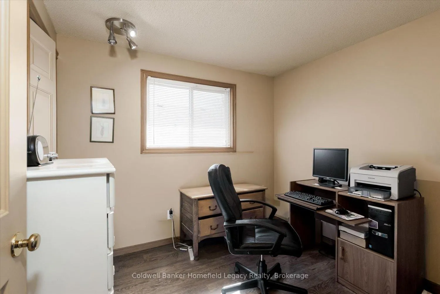 Photo 25 of 19 Meadowridge Drive, St. Marys — HOMEH