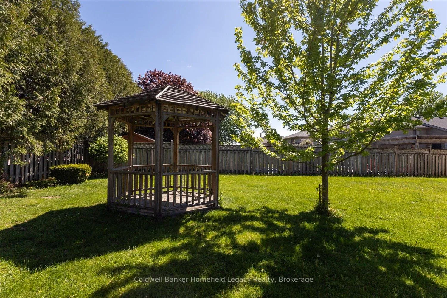 Photo 32 of 19 Meadowridge Drive, St. Marys — HOMEH