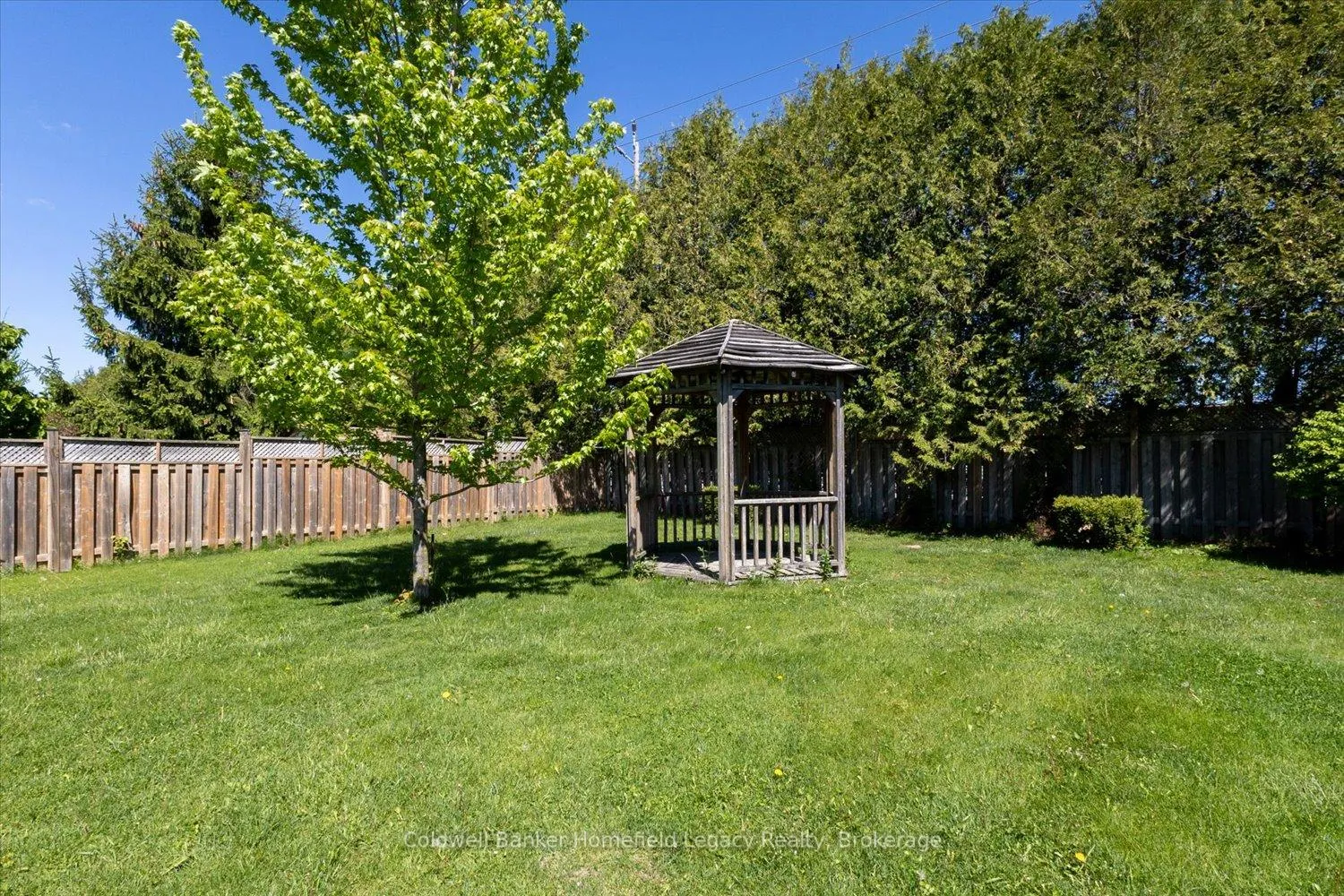 Photo 33 of 19 Meadowridge Drive, St. Marys — HOMEH