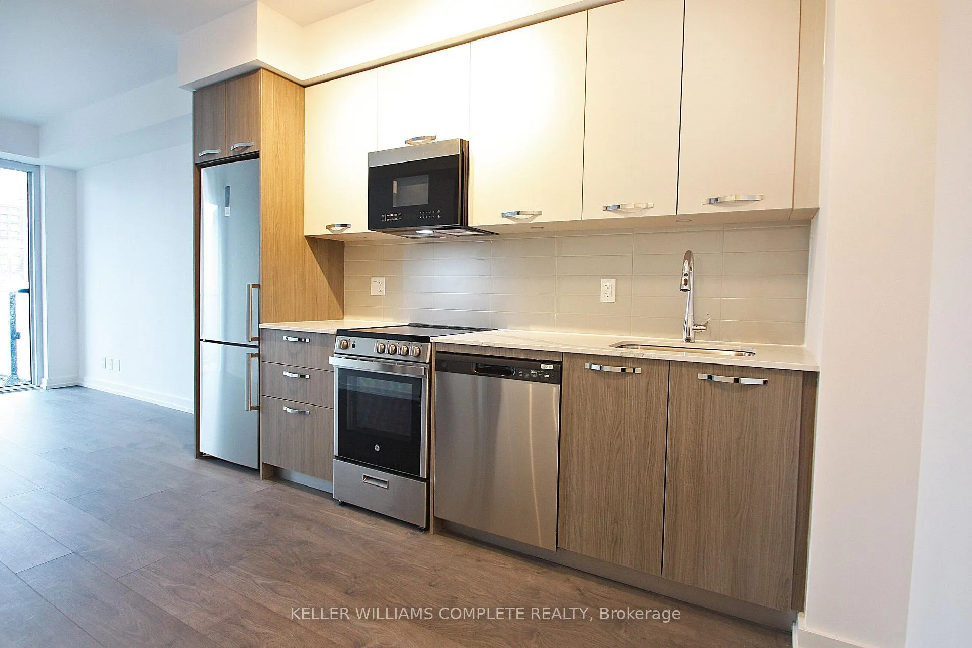 Photo 6 of Unit 1908, 75 James Street S, Hamilton, Corktown — HOMEH