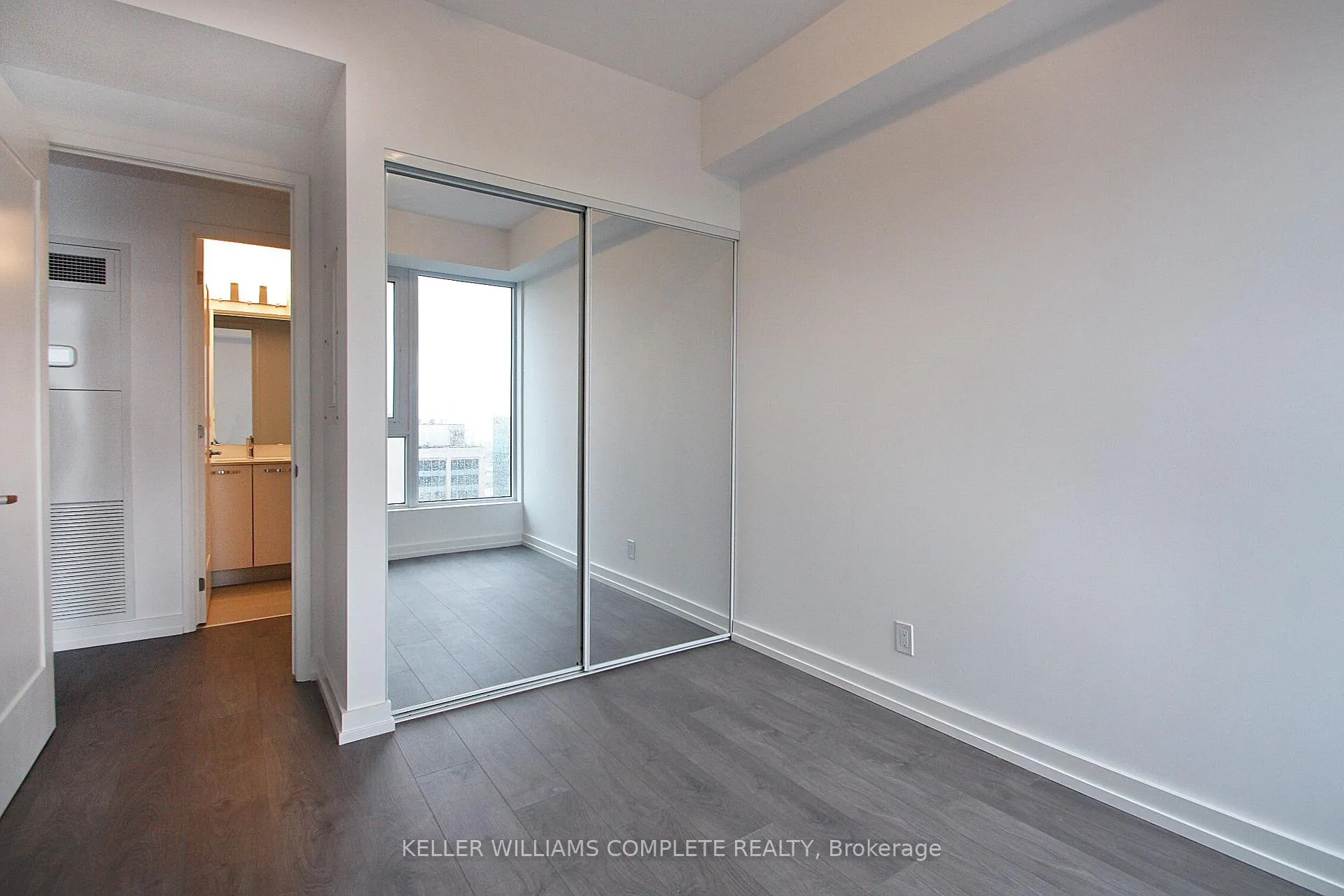 Photo 13 of Unit 1908, 75 James Street S, Hamilton, Corktown — HOMEH