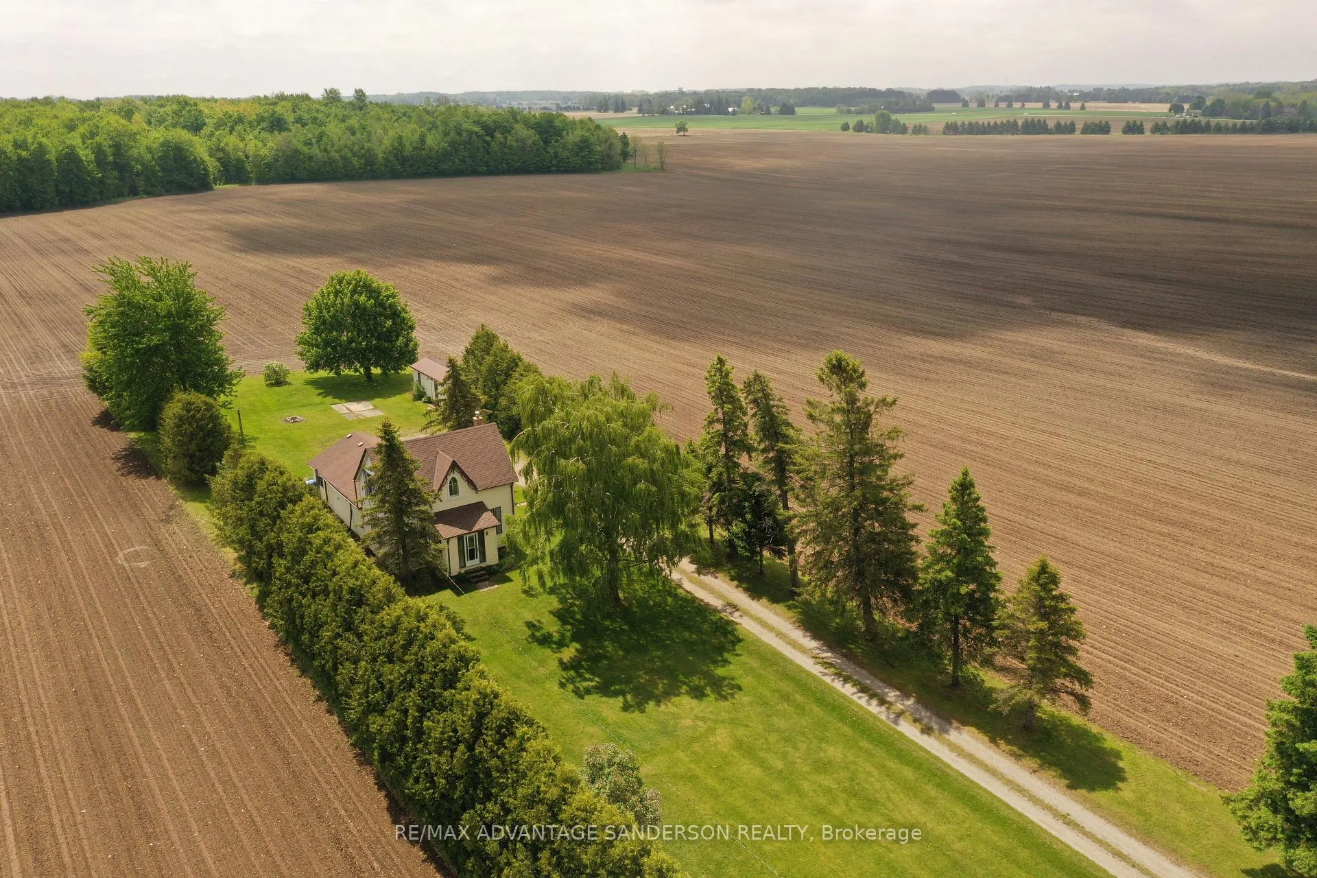 Photo 9 of 11065 Sinclair Drive, Middlesex Centre, Rural Middlesex Centre — HOMEH