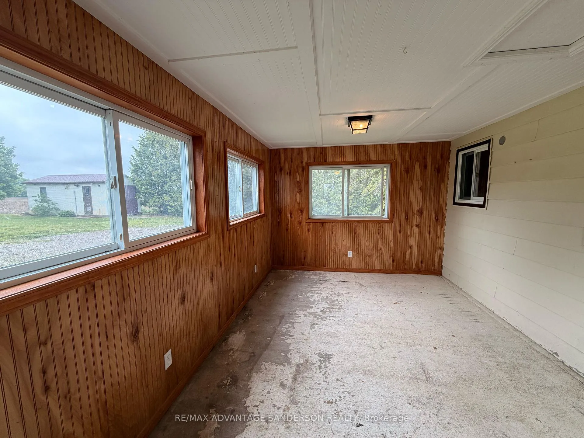 Photo 10 of 11065 Sinclair Drive, Middlesex Centre, Rural Middlesex Centre — HOMEH