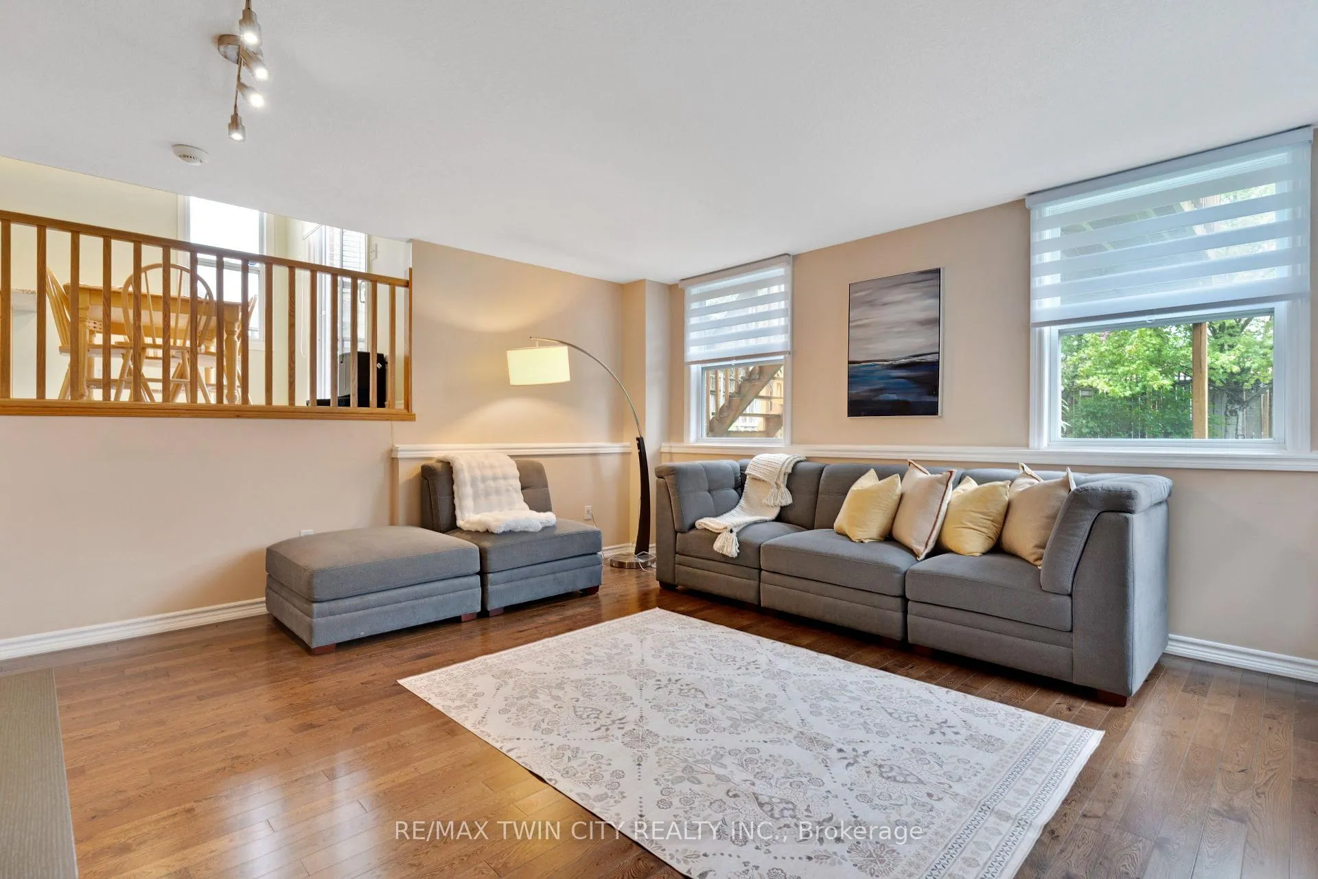 Photo 16 of 35 Coopershawk Street, Kitchener — HOMEH
