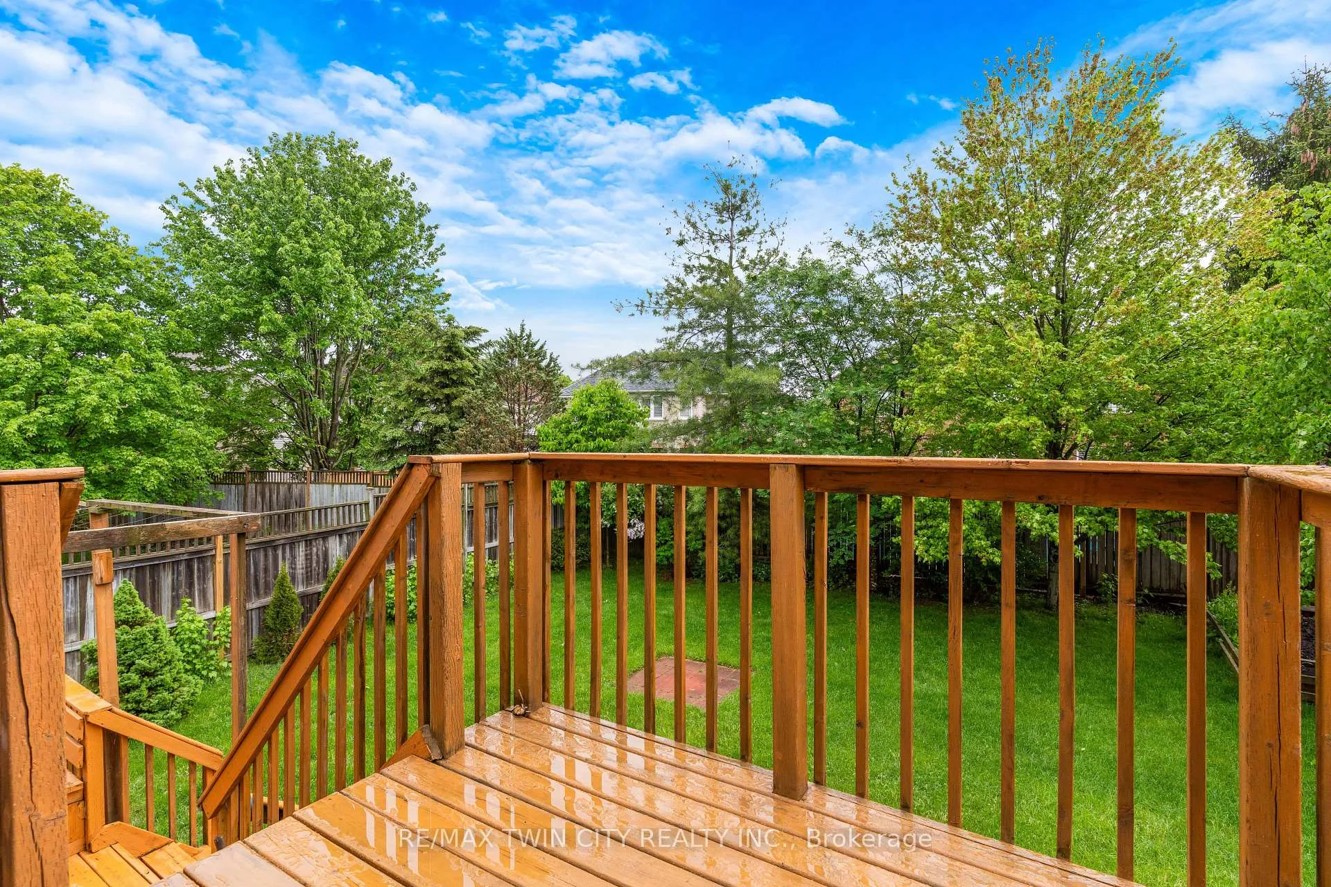 Photo 37 of 35 Coopershawk Street, Kitchener — HOMEH