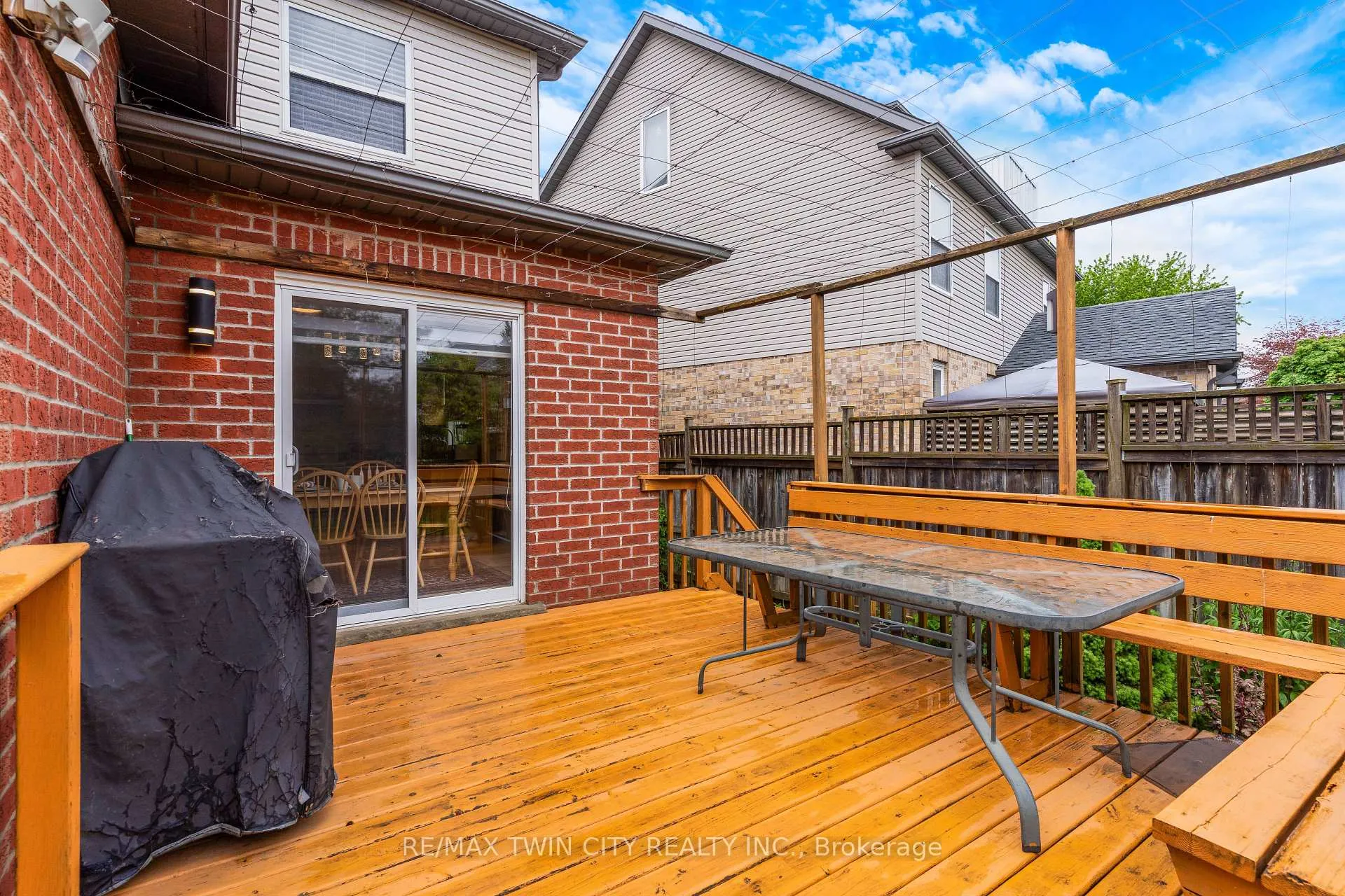 Photo 38 of 35 Coopershawk Street, Kitchener — HOMEH