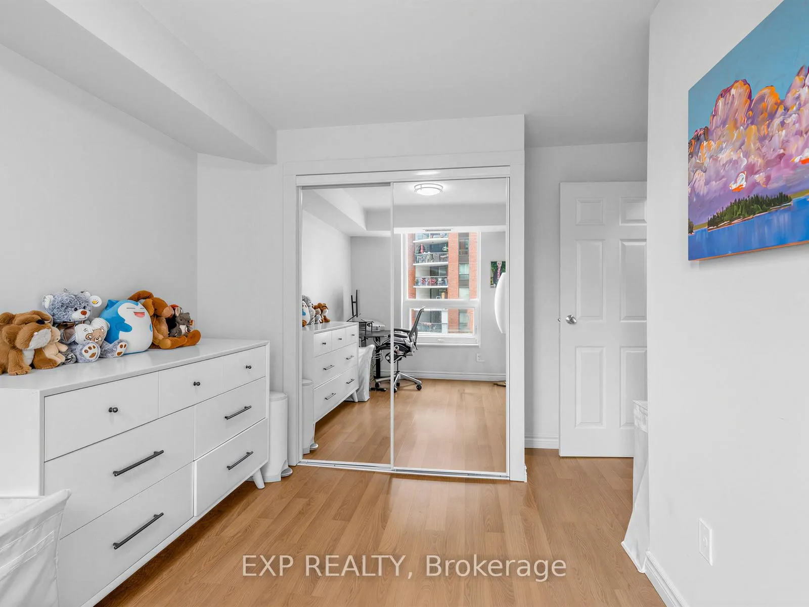 Photo 13 of Unit 1127, 77 Maitland Place, Toronto, Cabbagetown-South St. James Town — HOMEH