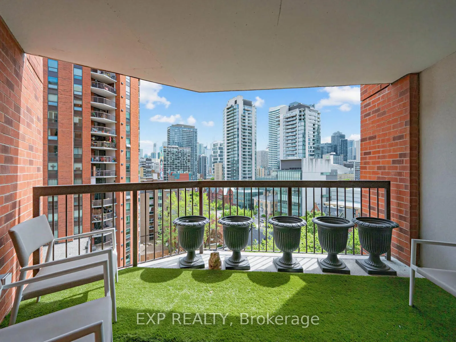 Photo 20 of Unit 1127, 77 Maitland Place, Toronto, Cabbagetown-South St. James Town — HOMEH