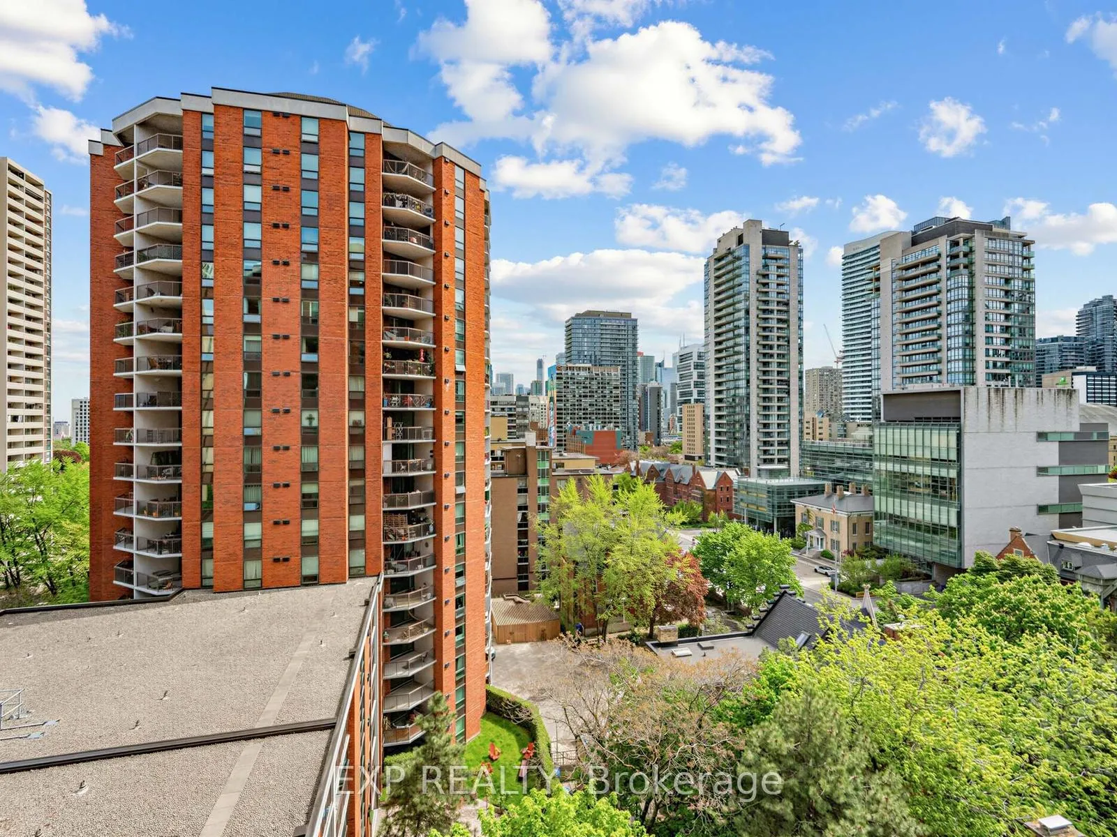 Photo 23 of Unit 1127, 77 Maitland Place, Toronto, Cabbagetown-South St. James Town — HOMEH