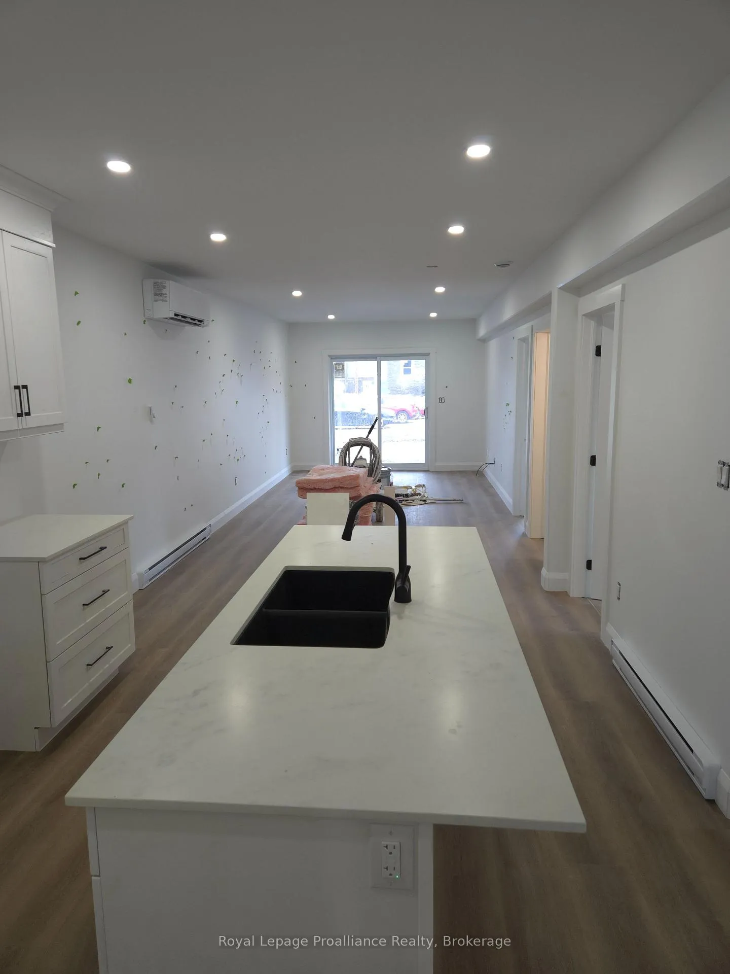 Photo 7 of Unit Lower, 90 Lywood Street, Belleville, Thurlow Ward — HOMEH
