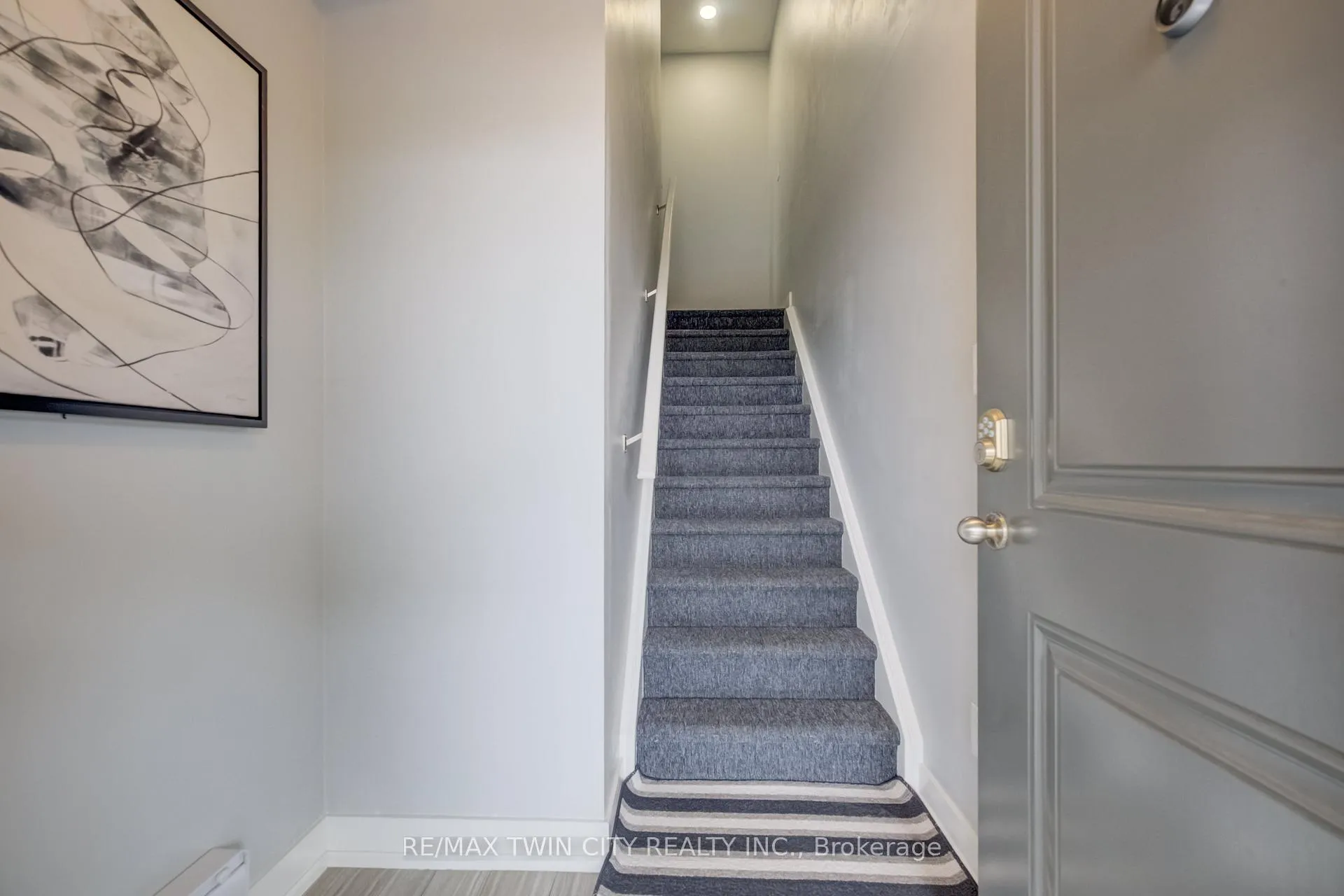 Photo 4 of Unit #B7, 361 Lancaster Street W, Kitchener — HOMEH