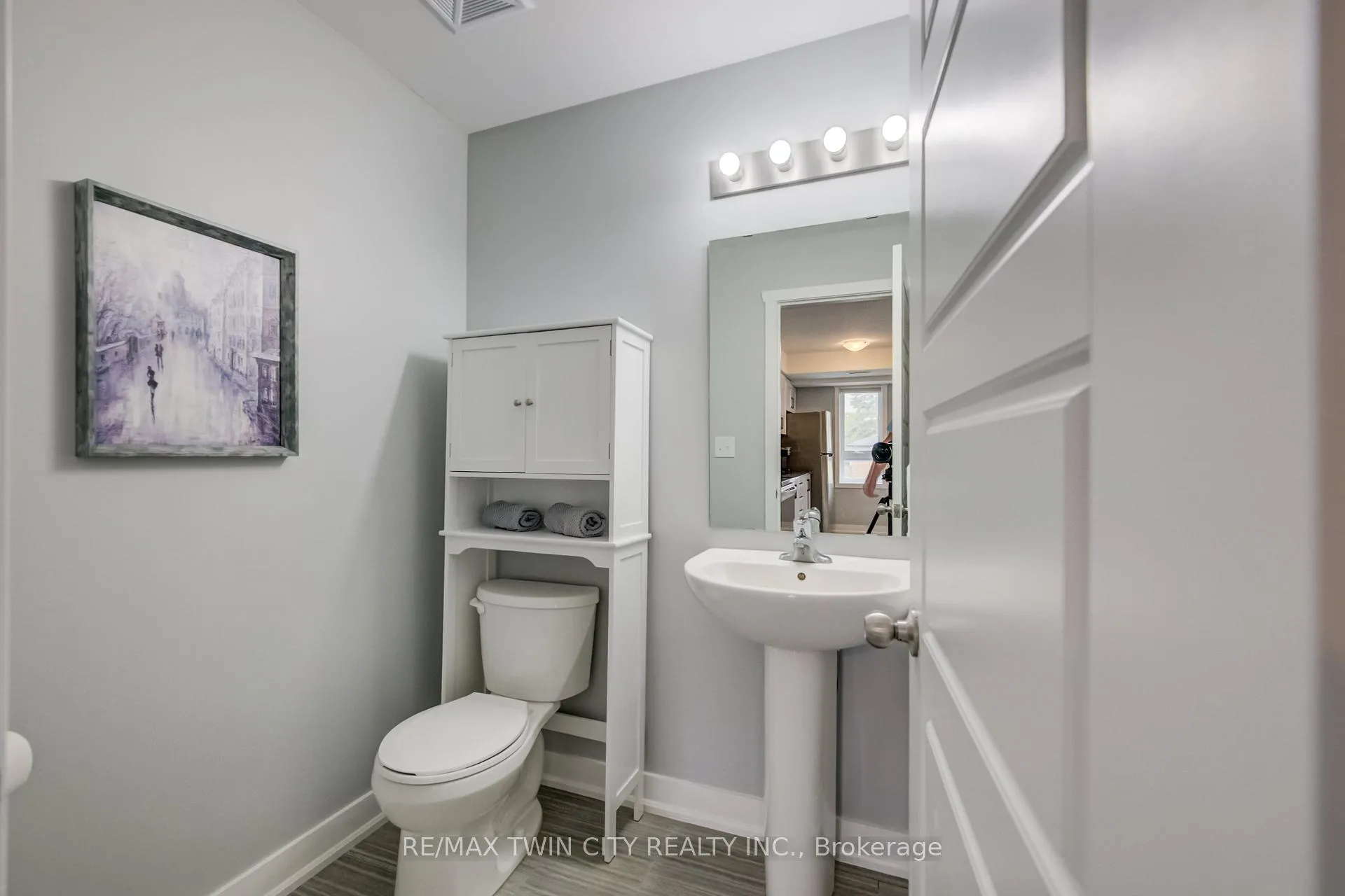 Photo 15 of Unit #B7, 361 Lancaster Street W, Kitchener — HOMEH