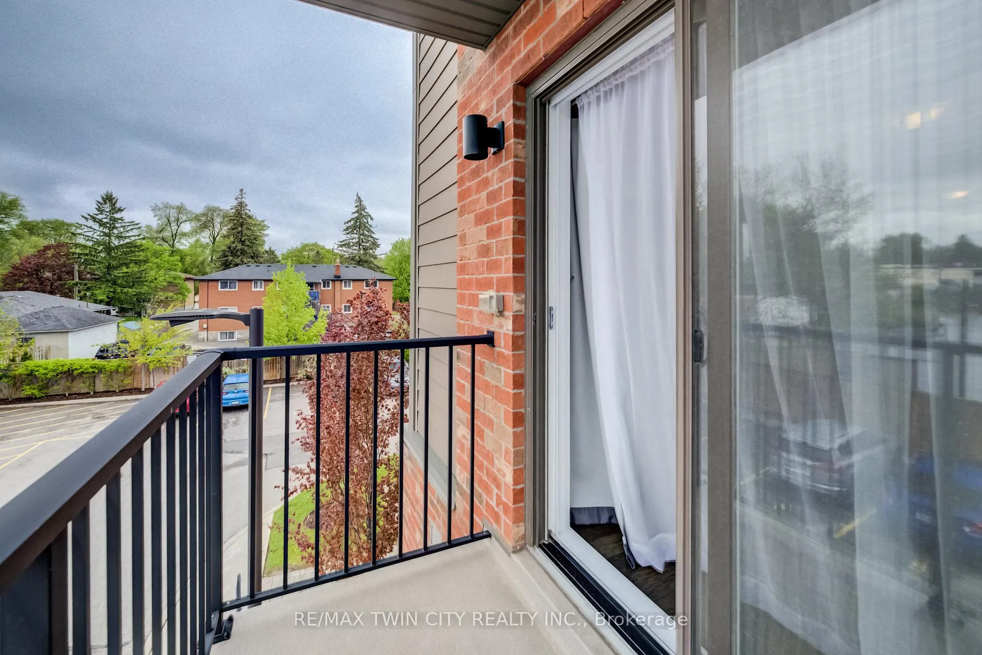 Photo 34 of Unit #B7, 361 Lancaster Street W, Kitchener — HOMEH