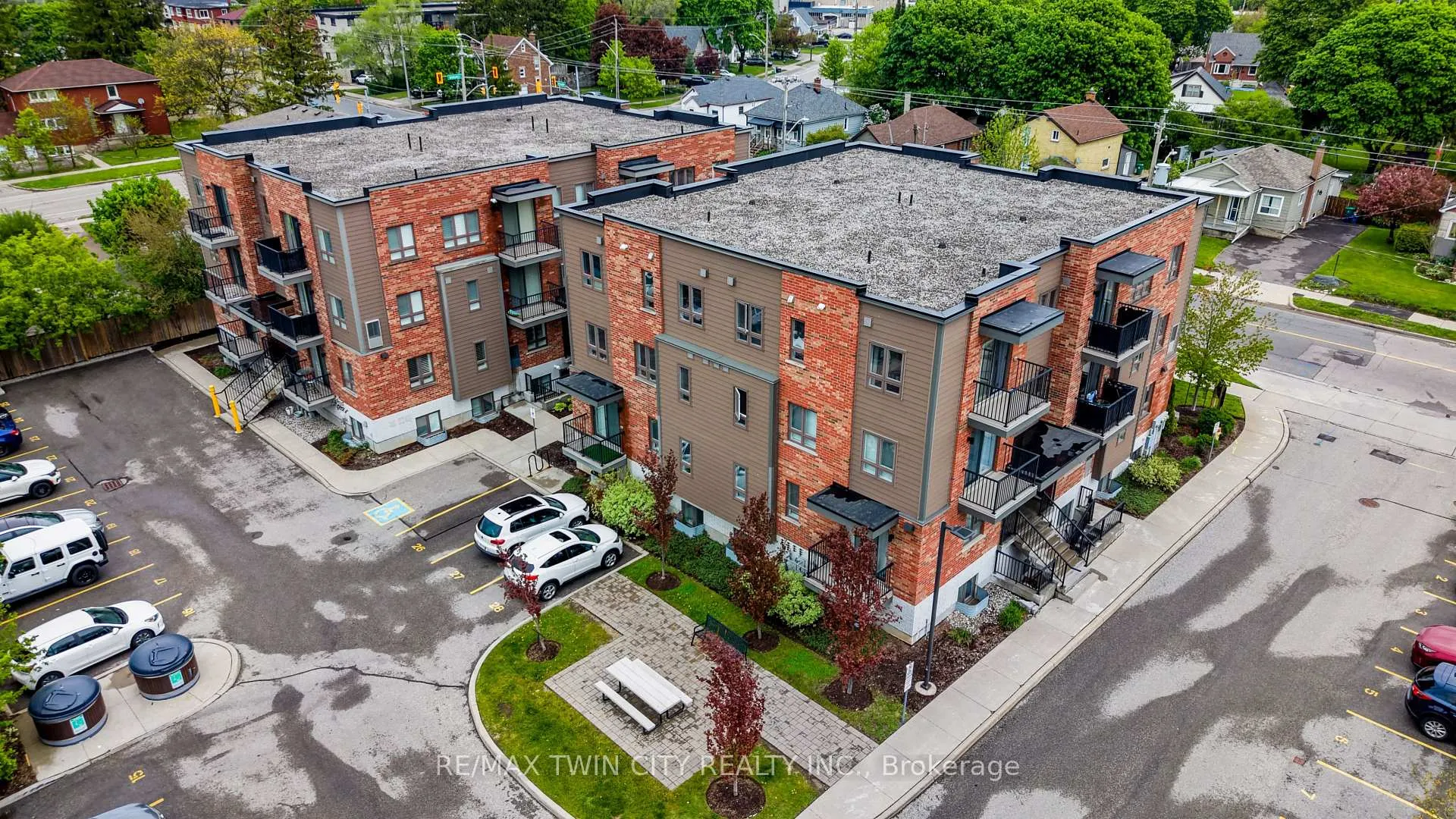 Photo 35 of Unit #B7, 361 Lancaster Street W, Kitchener — HOMEH