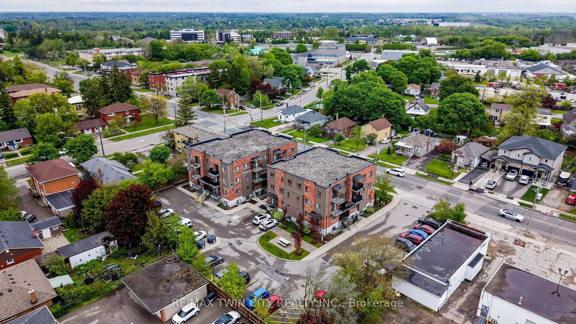 Photo 36 of Unit #B7, 361 Lancaster Street W, Kitchener — HOMEH