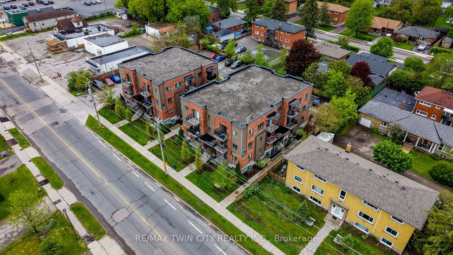 Photo 39 of Unit #B7, 361 Lancaster Street W, Kitchener — HOMEH