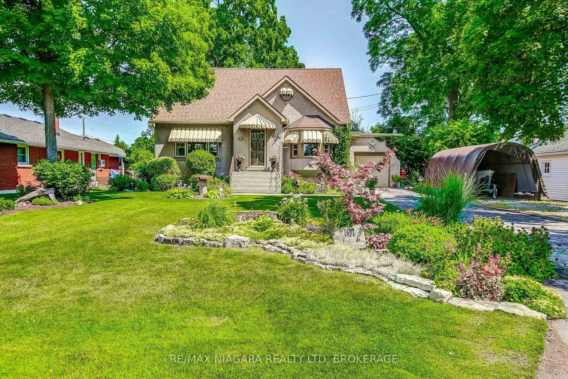 Photo 1 of 101 Division Street, Port Colborne, Sugarloaf — HOMEH