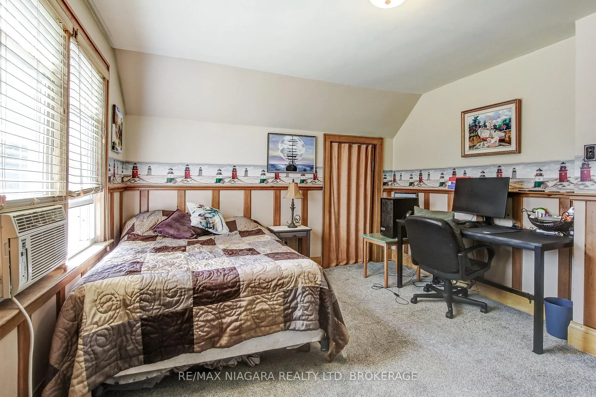 Photo 22 of 101 Division Street, Port Colborne, Sugarloaf — HOMEH