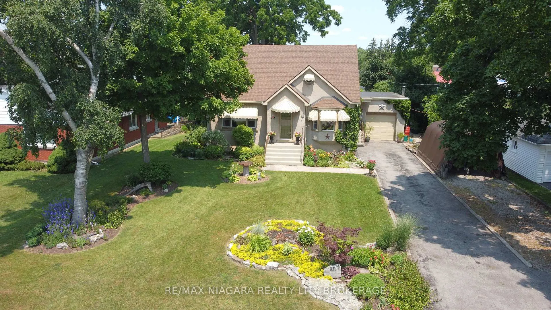 Photo 48 of 101 Division Street, Port Colborne, Sugarloaf — HOMEH