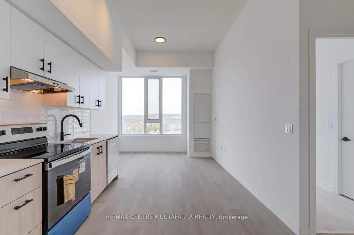Photo 10 of Unit C533, 4878 Powers Common, Burlington, Alton — HOMEH