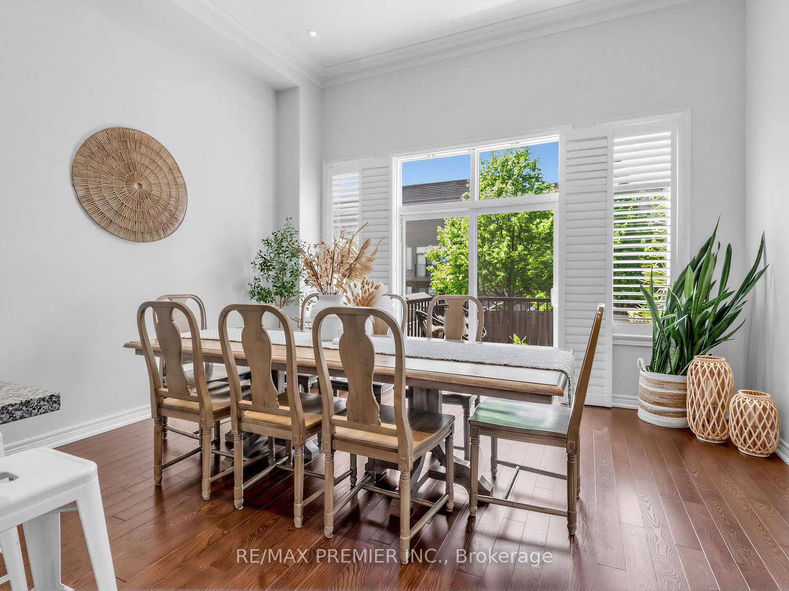 Photo 9 of 57B Westona Street, Etobicoke, Humber Heights — HOMEH