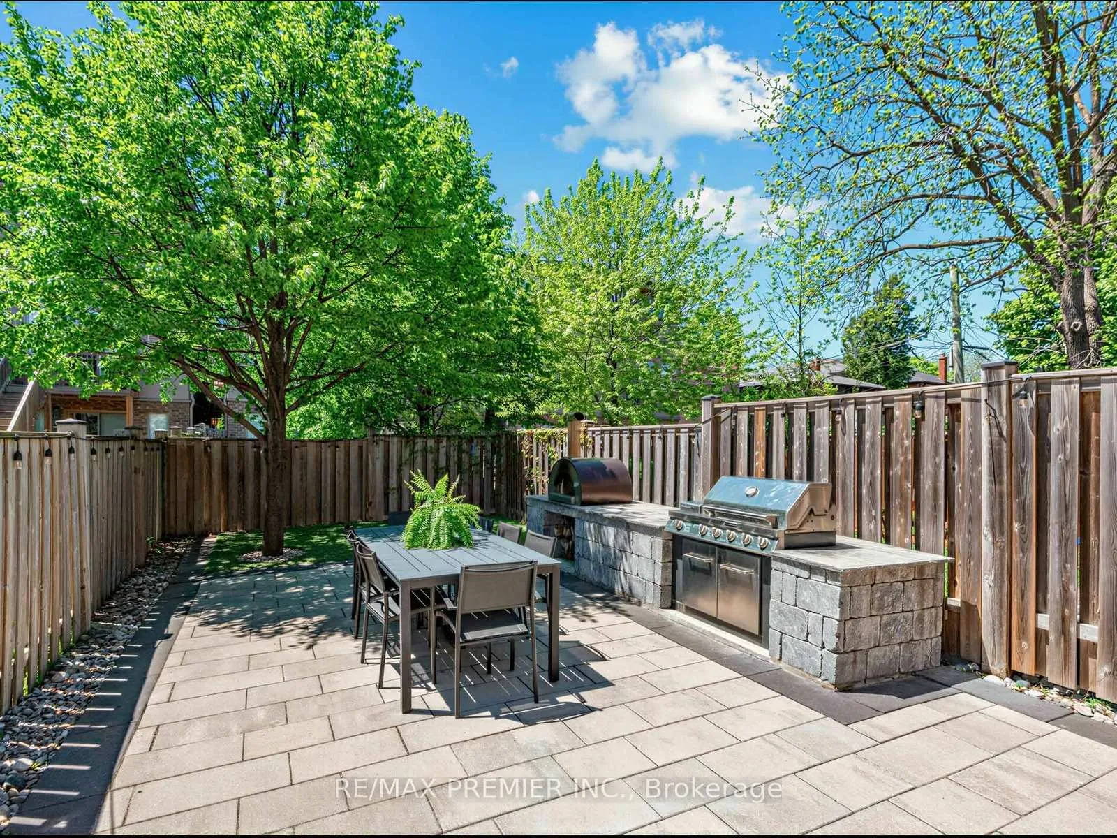 Photo 27 of 57B Westona Street, Etobicoke, Humber Heights — HOMEH