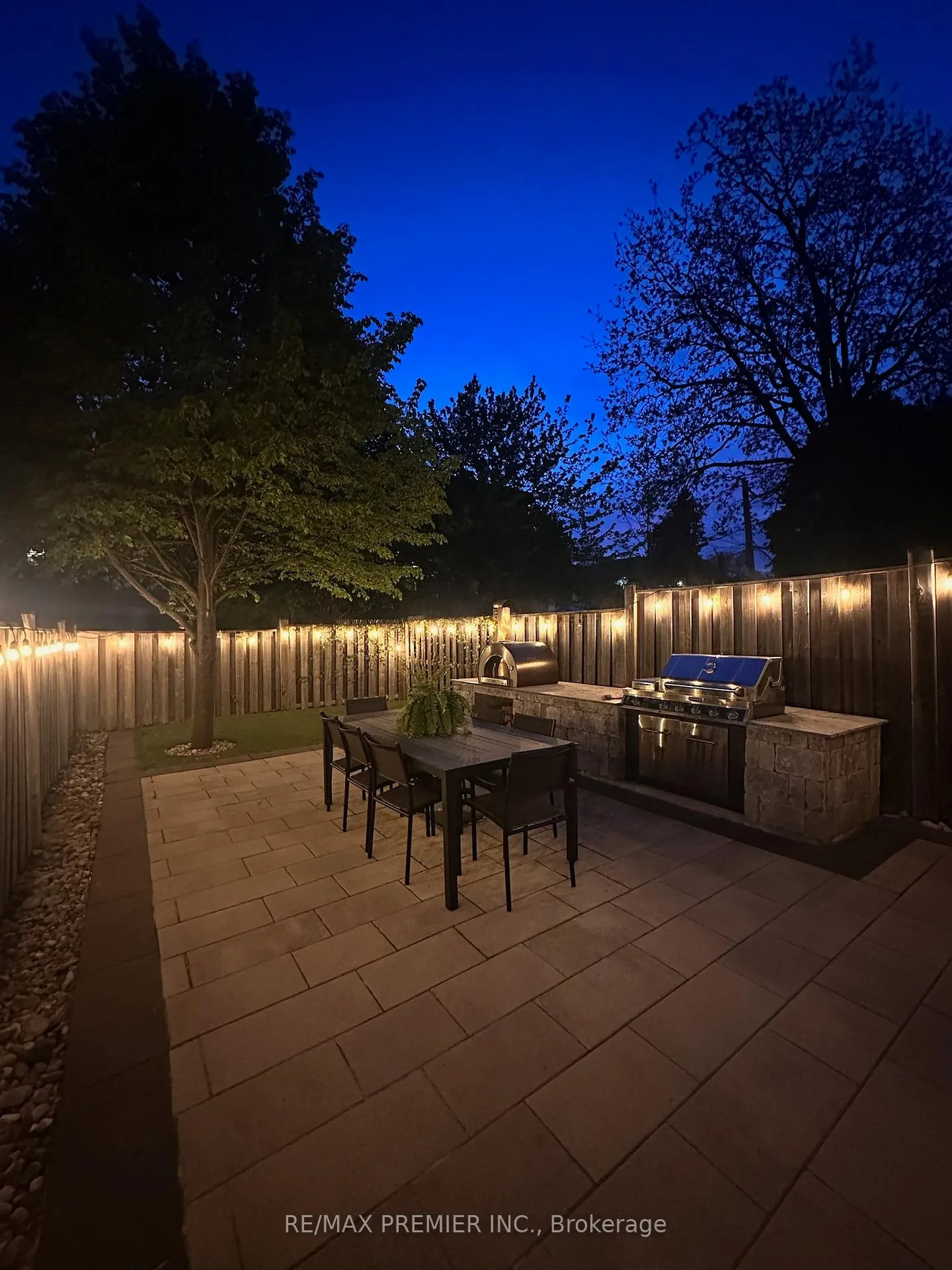 Photo 28 of 57B Westona Street, Etobicoke, Humber Heights — HOMEH