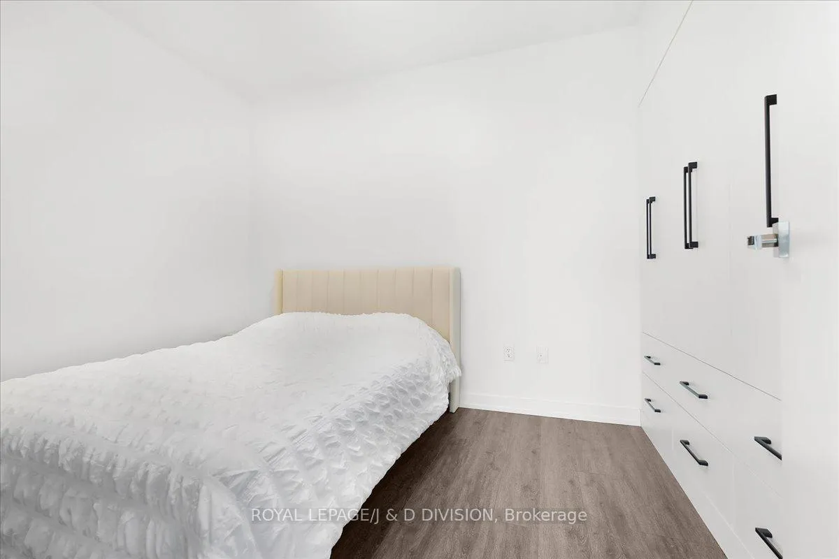Photo 13 of Unit 1018, 158 Front Street E, Toronto, Moss Park — HOMEH