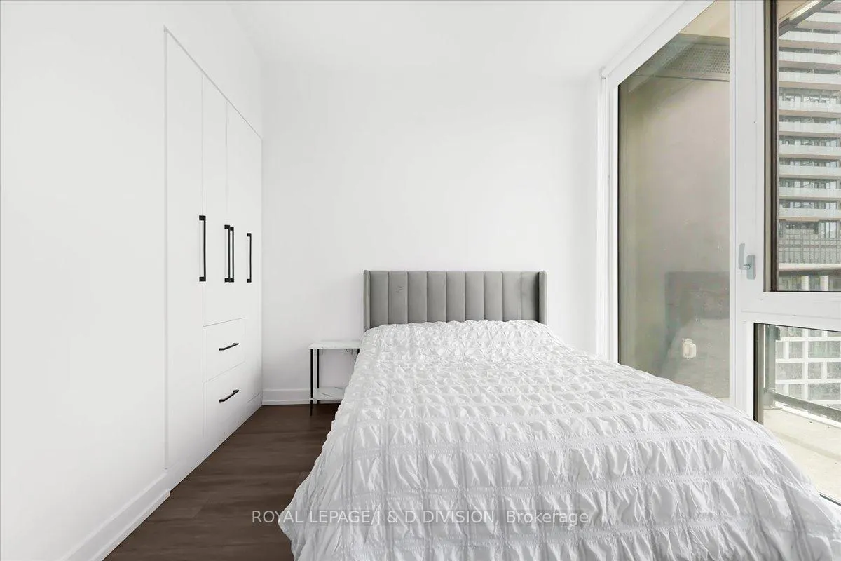 Photo 16 of Unit 1018, 158 Front Street E, Toronto, Moss Park — HOMEH