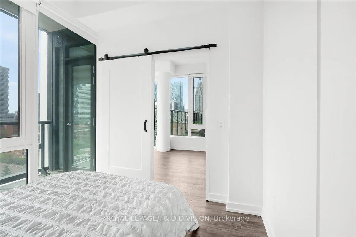 Photo 17 of Unit 1018, 158 Front Street E, Toronto, Moss Park — HOMEH