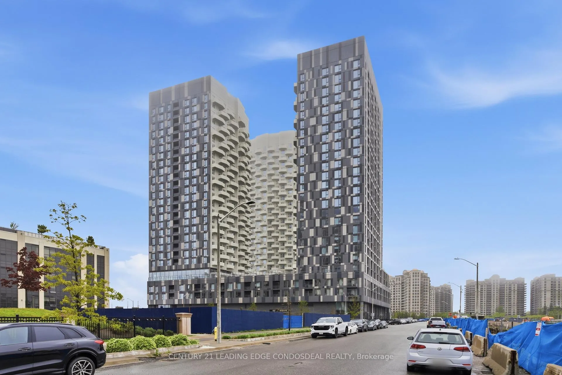 Front of Unit 1803, 474 Caldari Road