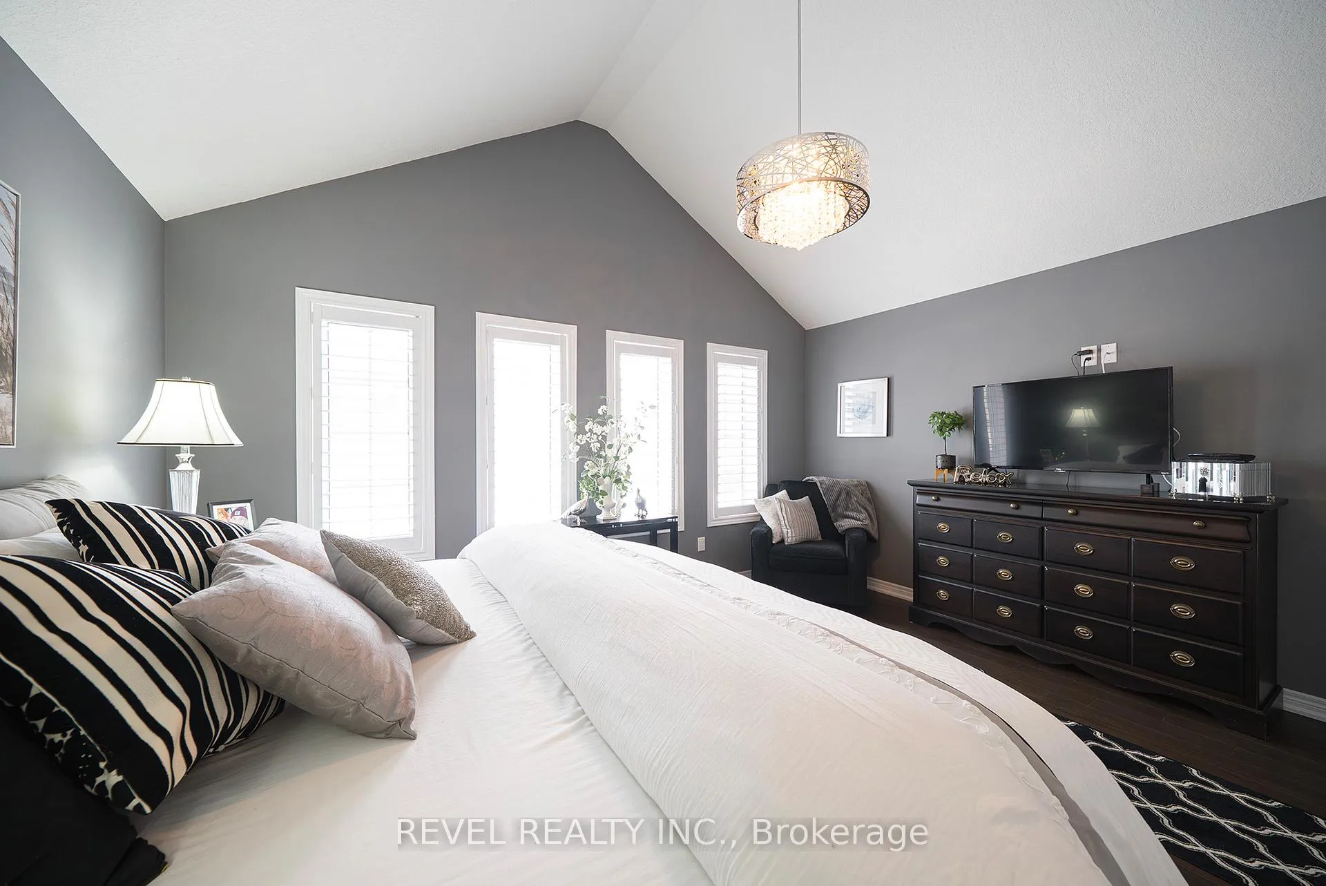 Photo 11 of 261 Schooner Drive, Norfolk, Port Dover — HOMEH