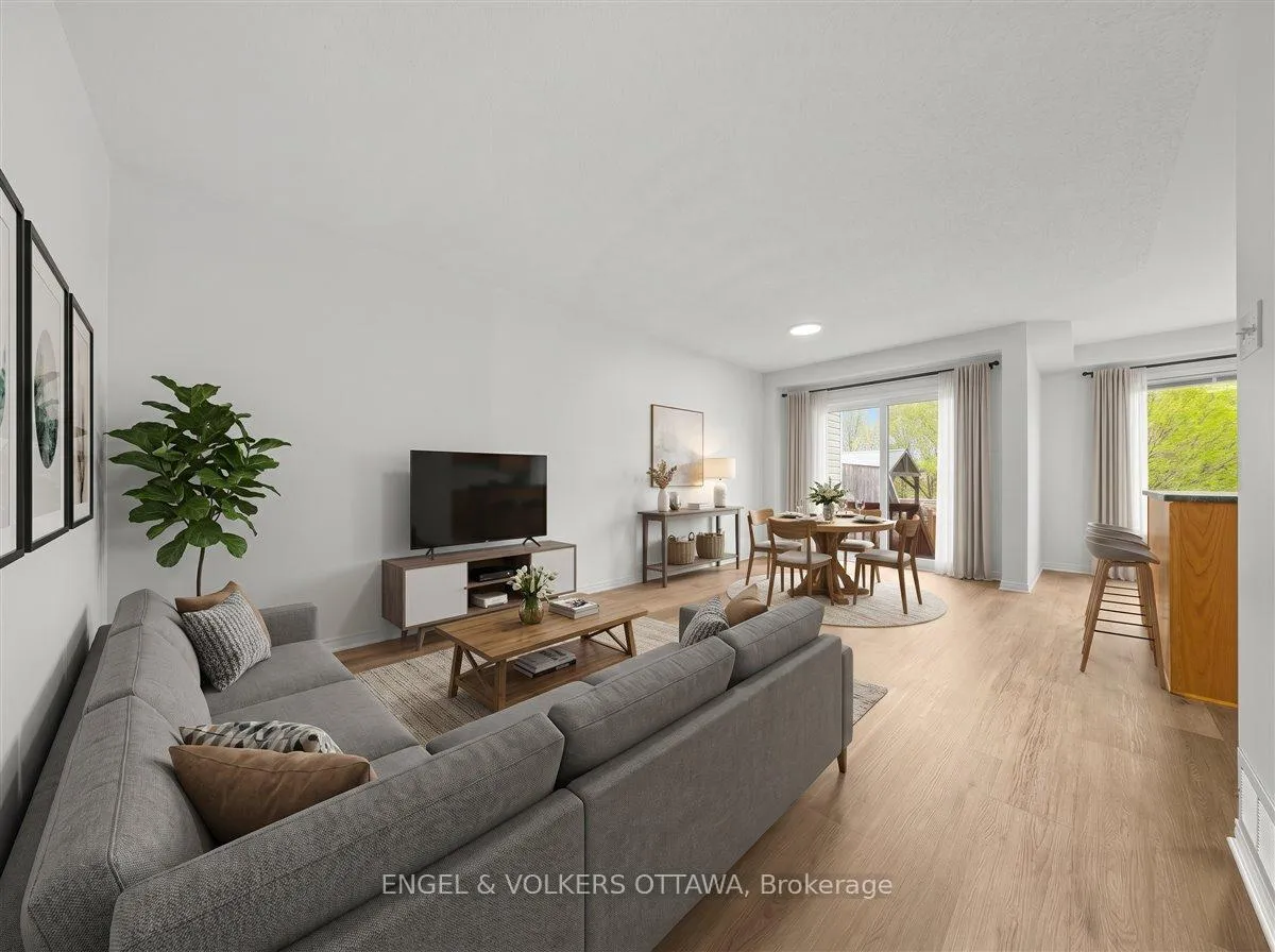 Photo 9 of 348 Hillsboro Private, Ottawa, Kanata - Emerald Meadows/Trailwest — HOMEH